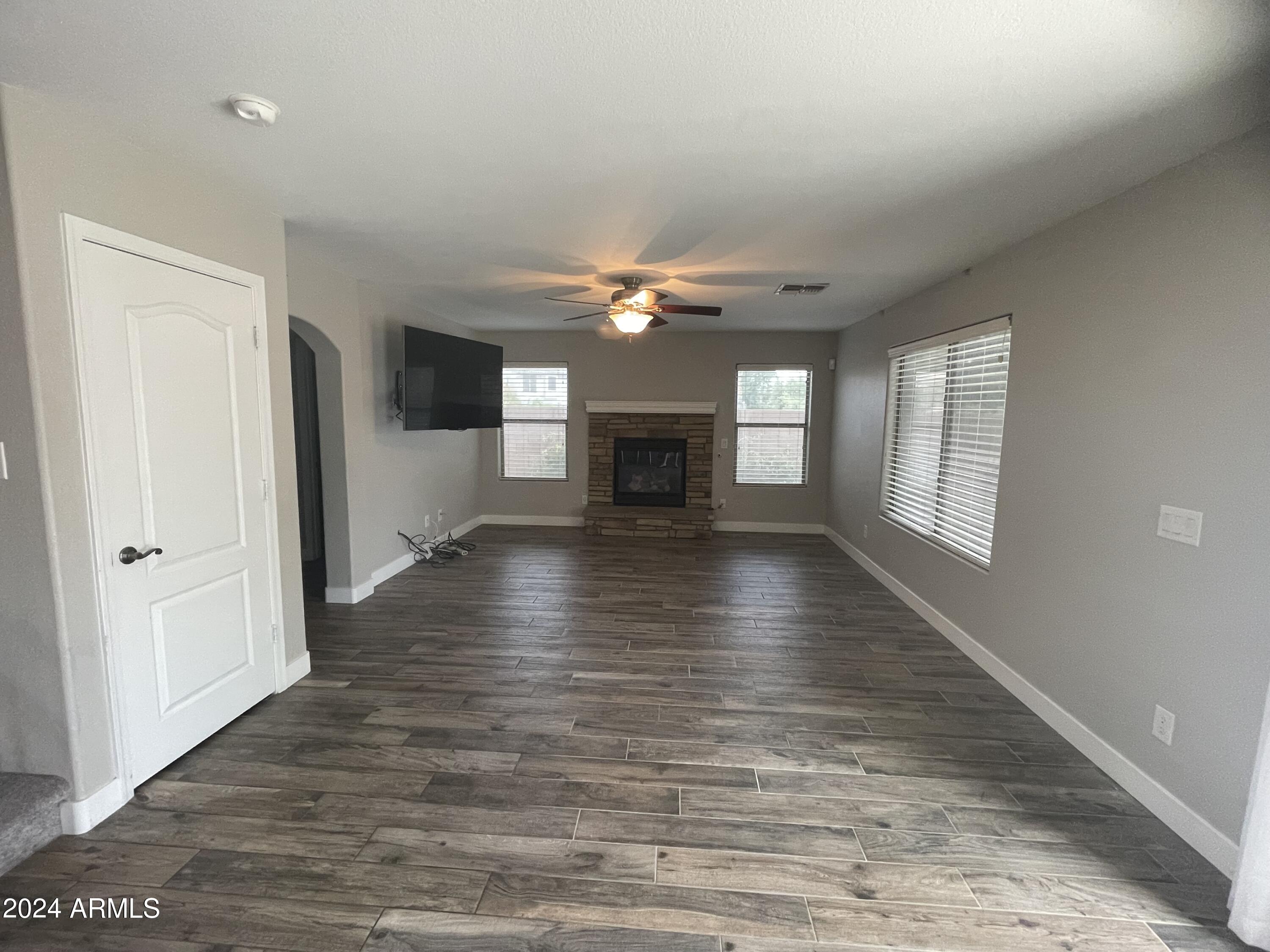 20918 N 37TH Place
