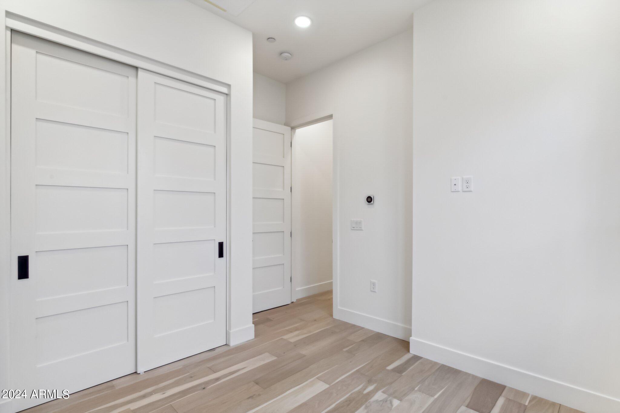 1501 N MILLER Road, 1016