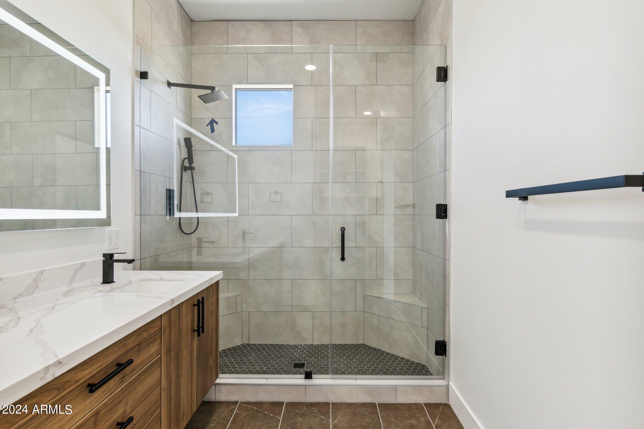 1501 N MILLER Road, 1016