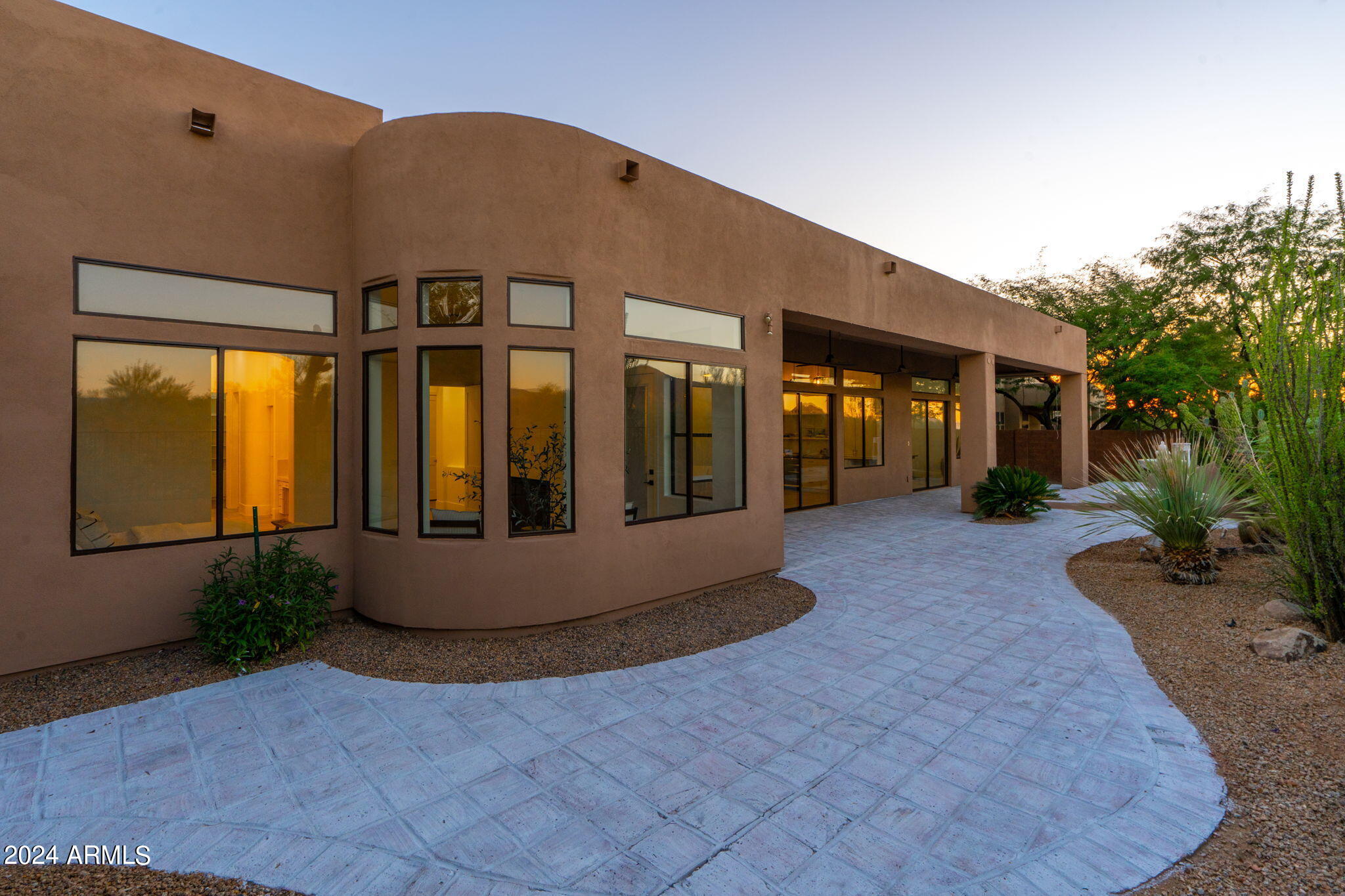 7638 E SHOOTING STAR Way