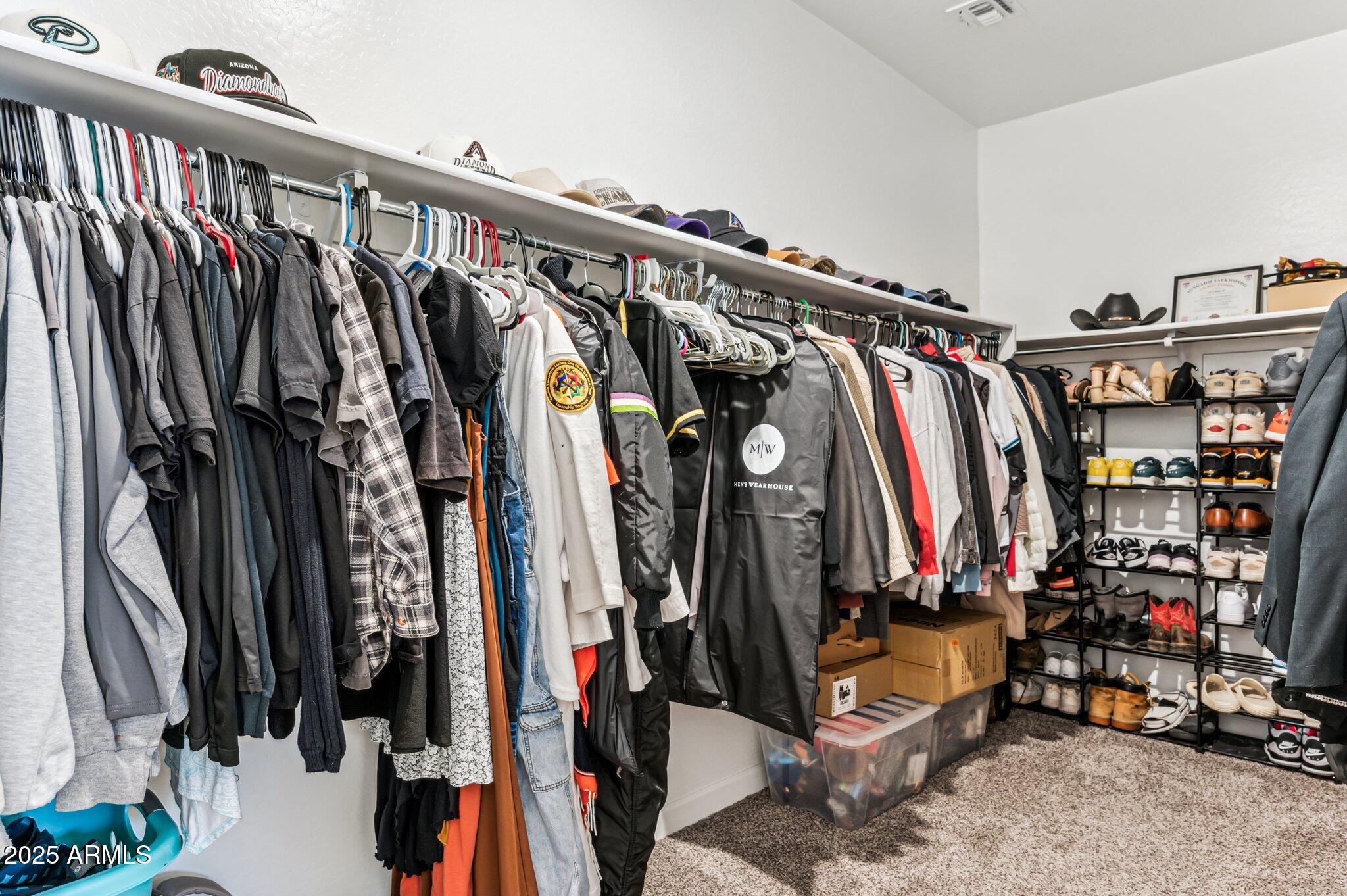 29681 W Columbus Avenue