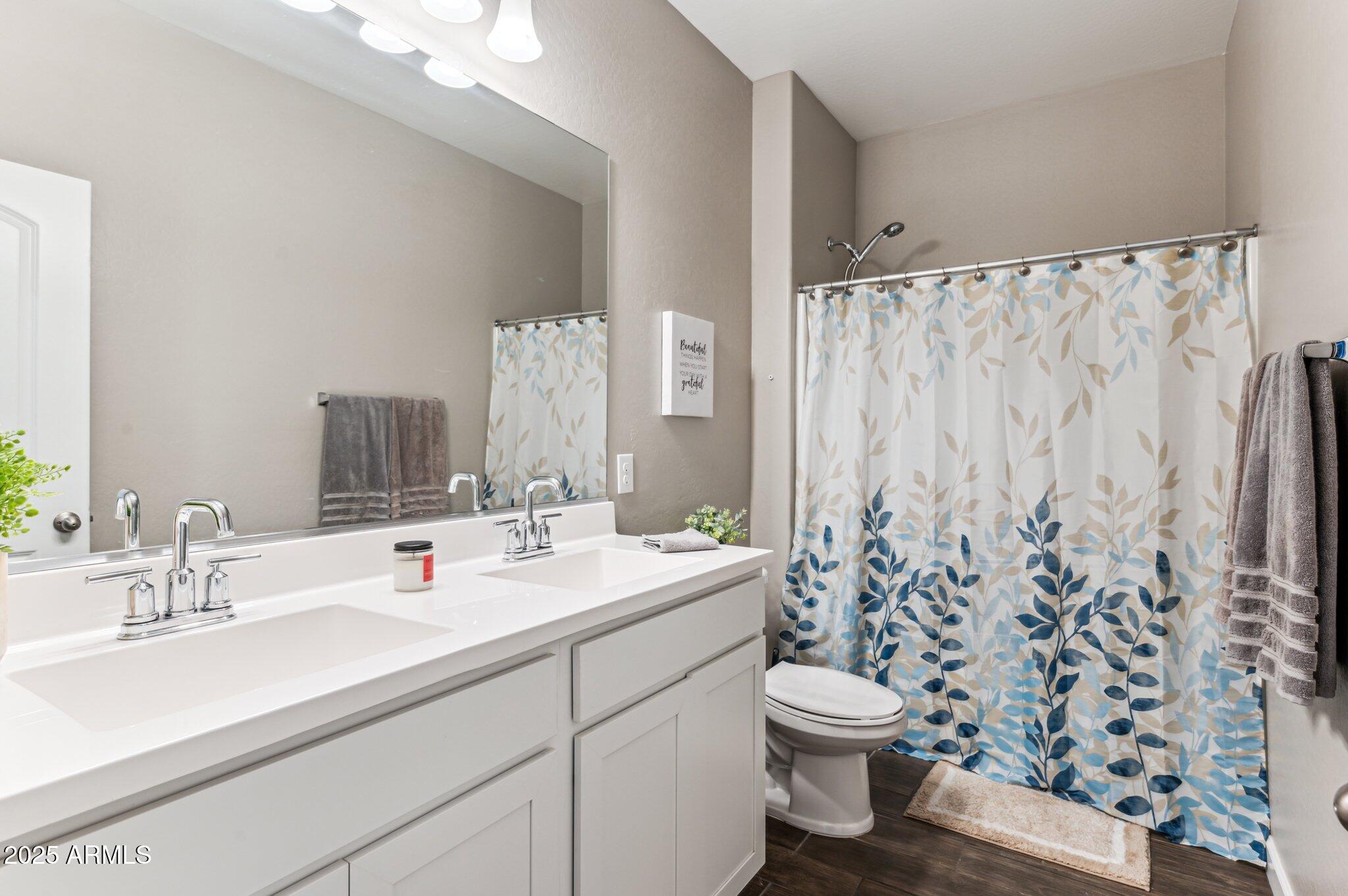 29681 W Columbus Avenue