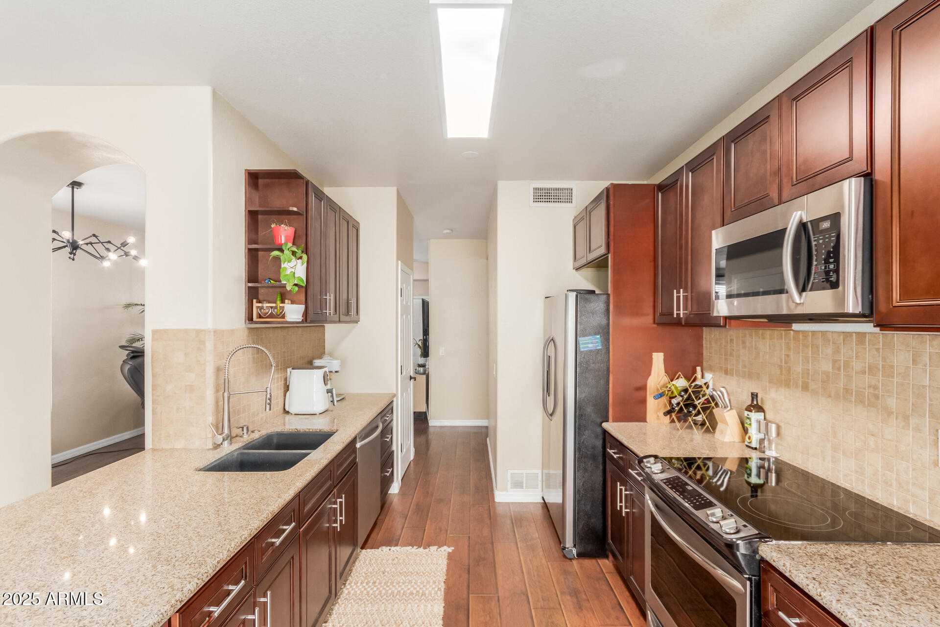 3640 W MELINDA Lane