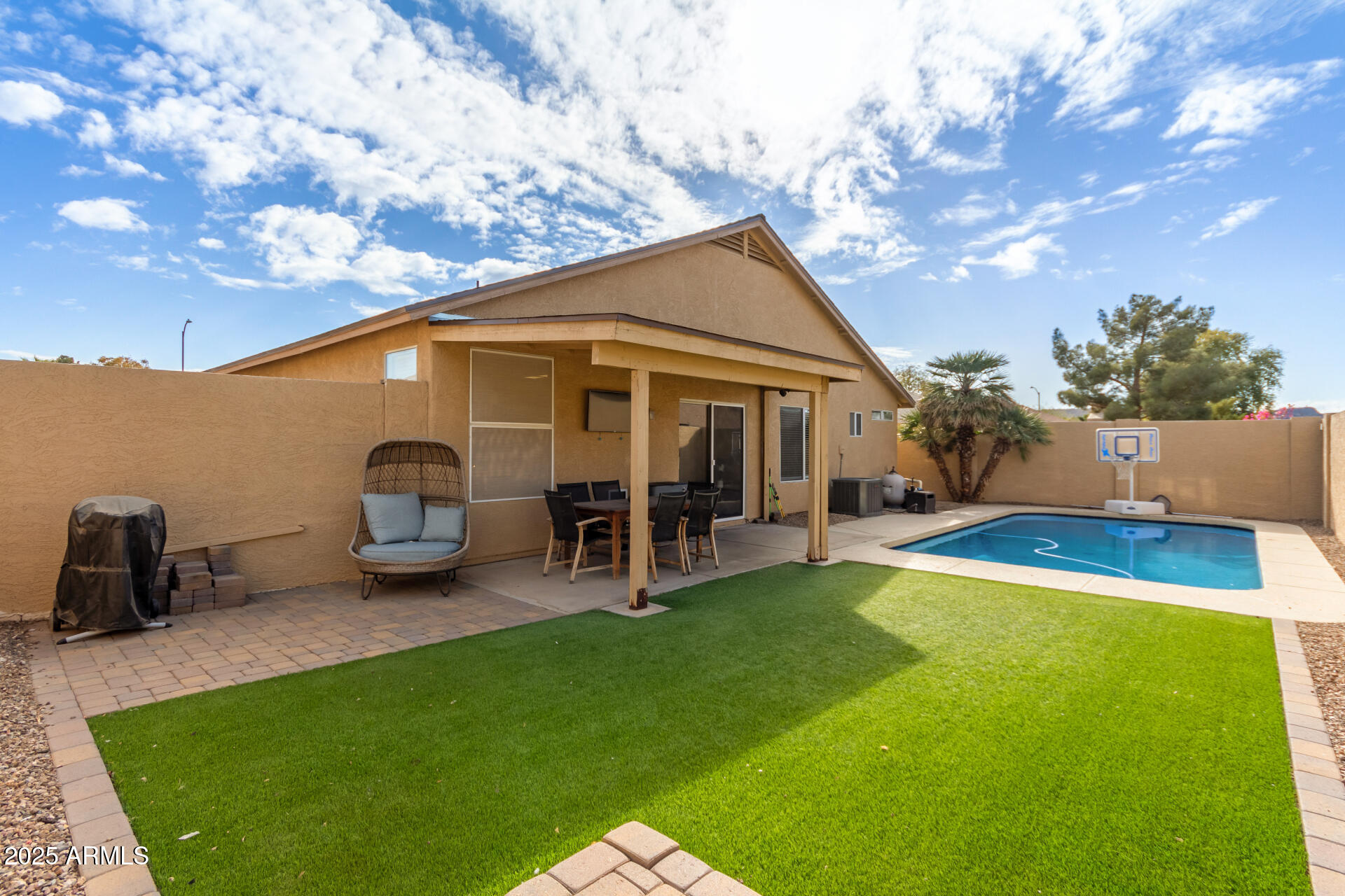 3640 W MELINDA Lane