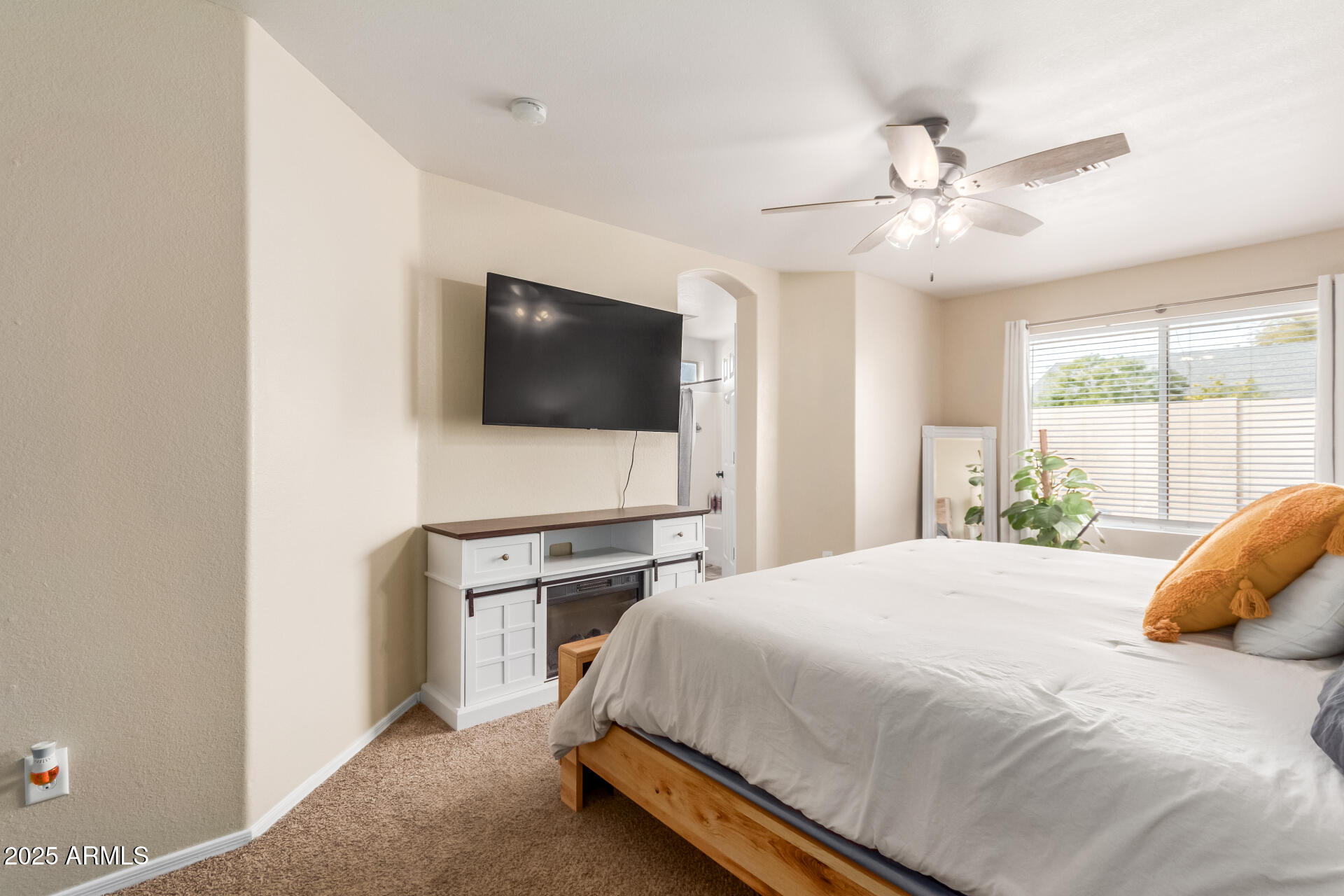 3640 W MELINDA Lane