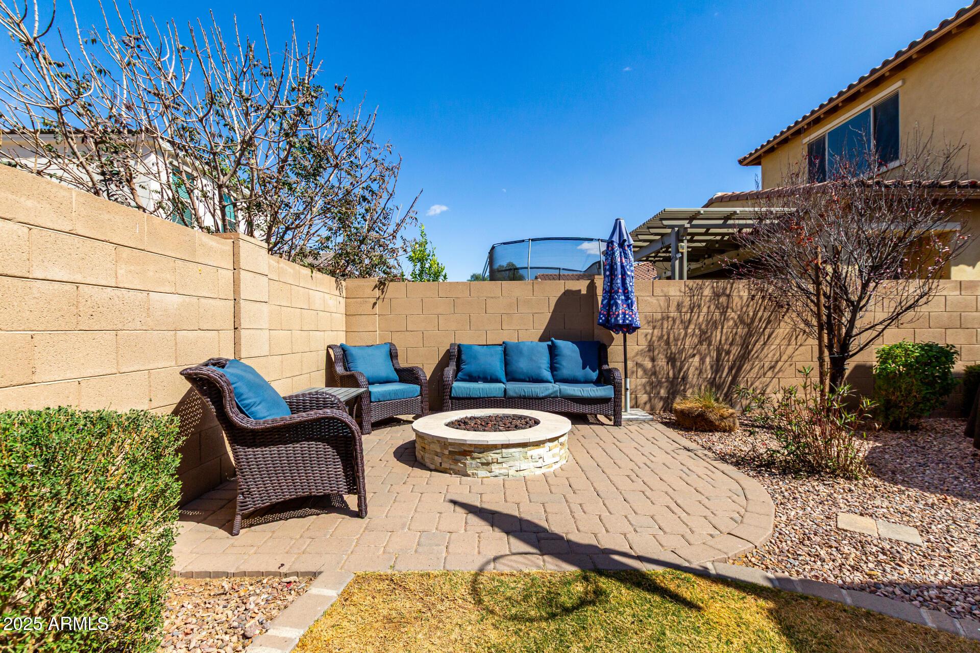 10532 E PALLADIUM Drive