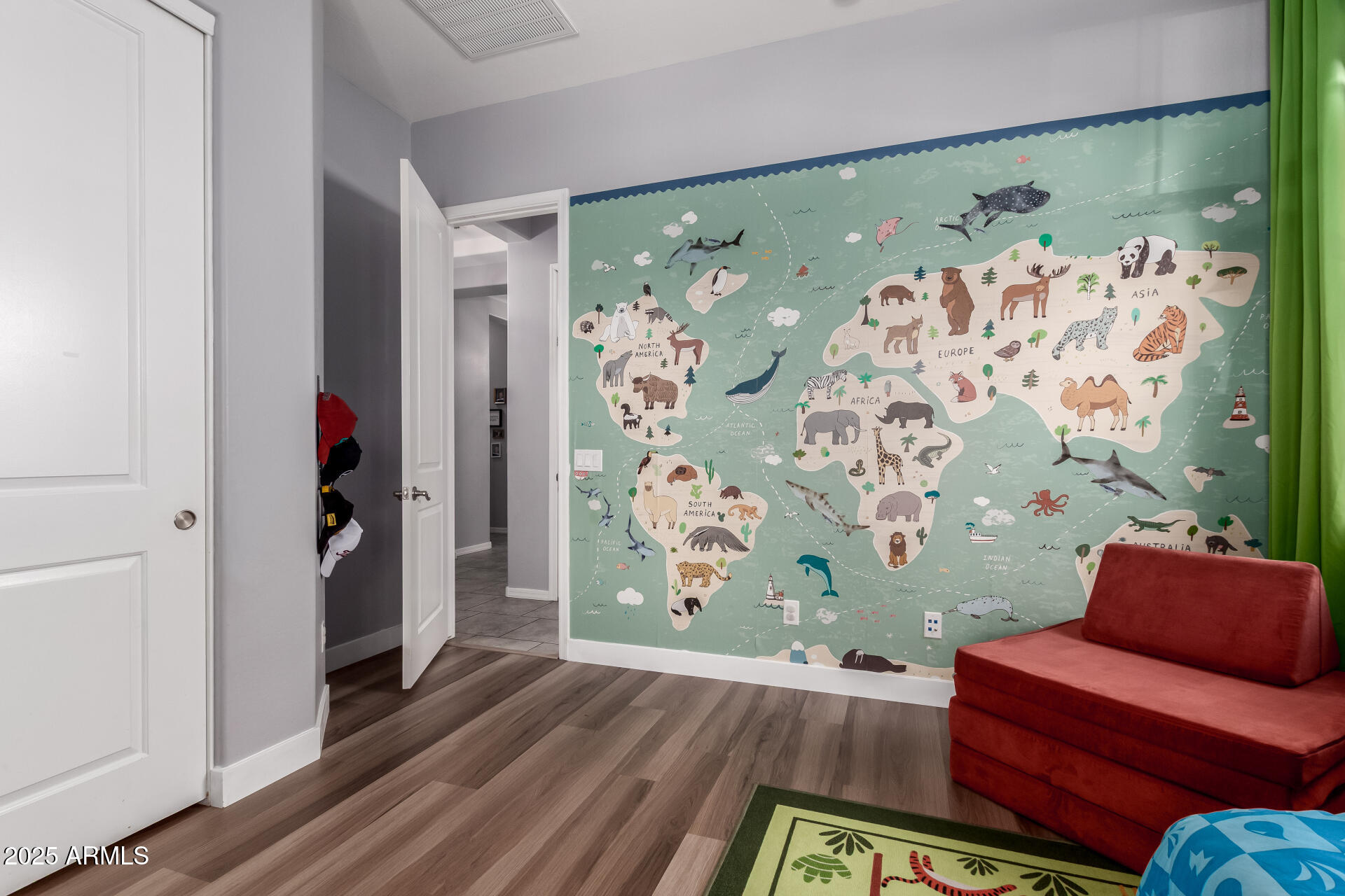 10532 E PALLADIUM Drive