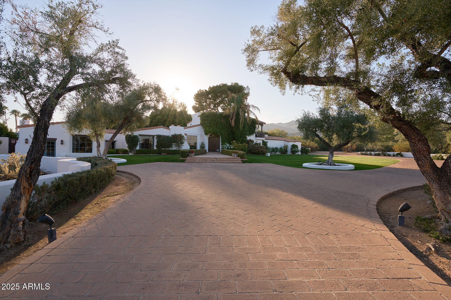 5057 E SKY DESERT Lane