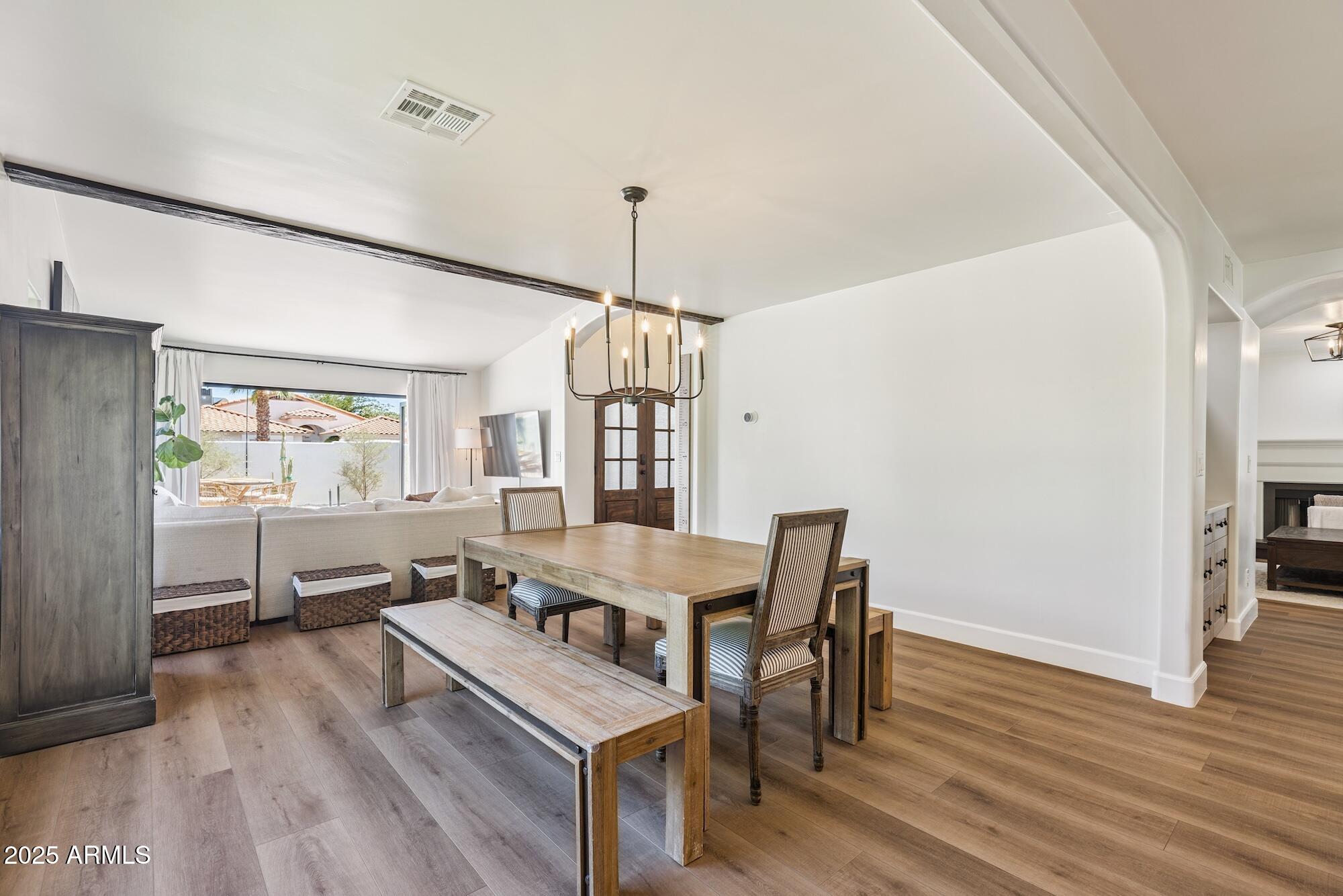 5556 E SANDRA Terrace