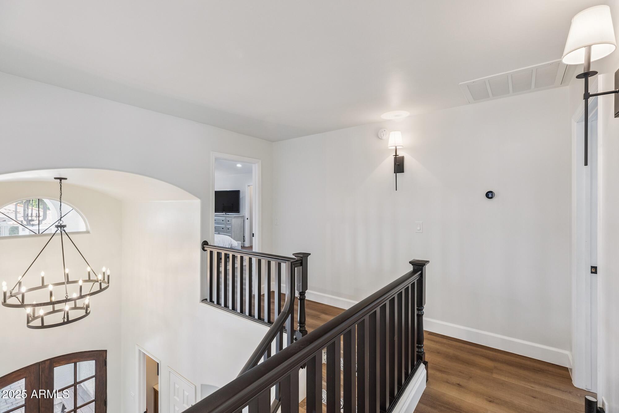 5556 E SANDRA Terrace