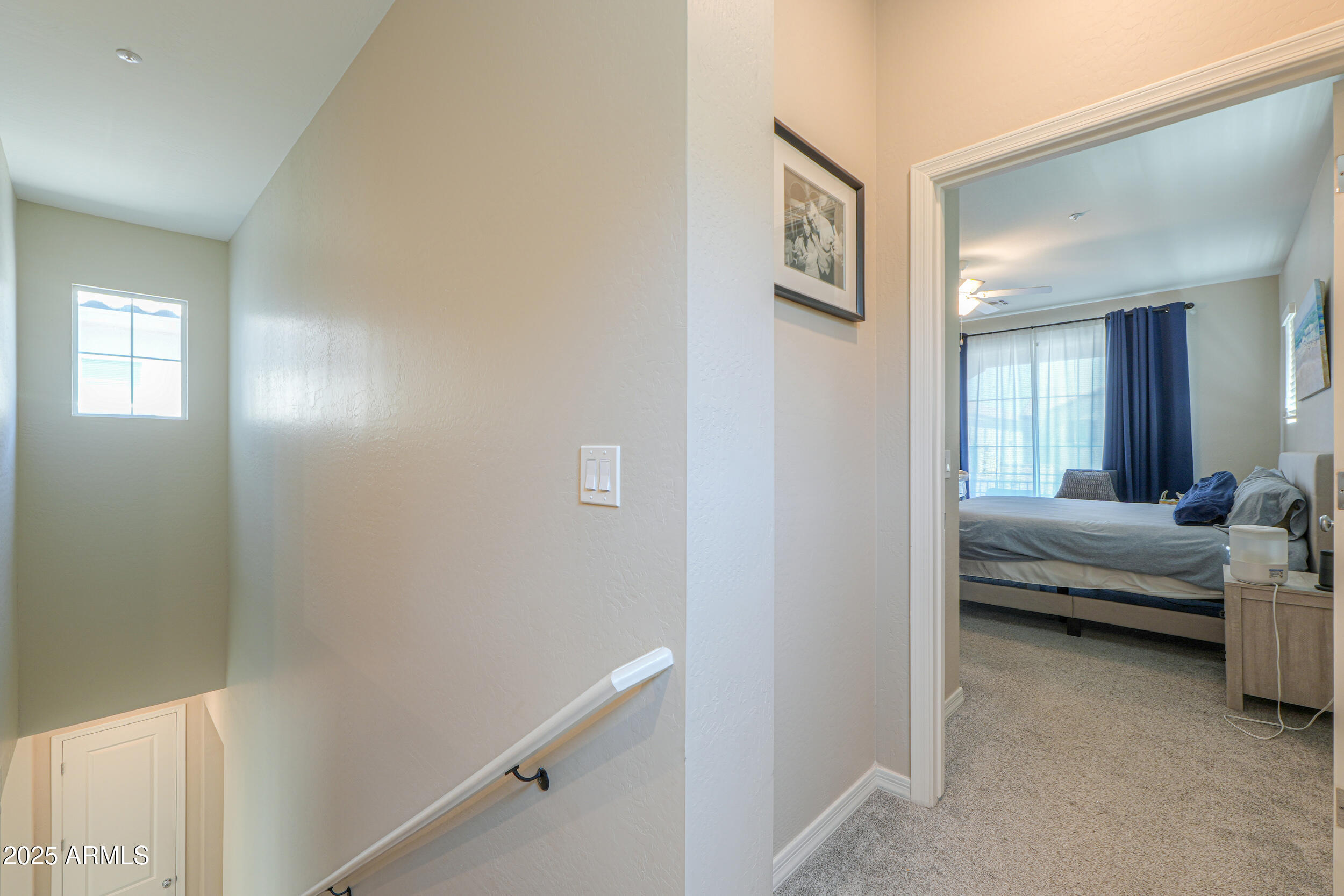 281 E SHAMROCK Drive