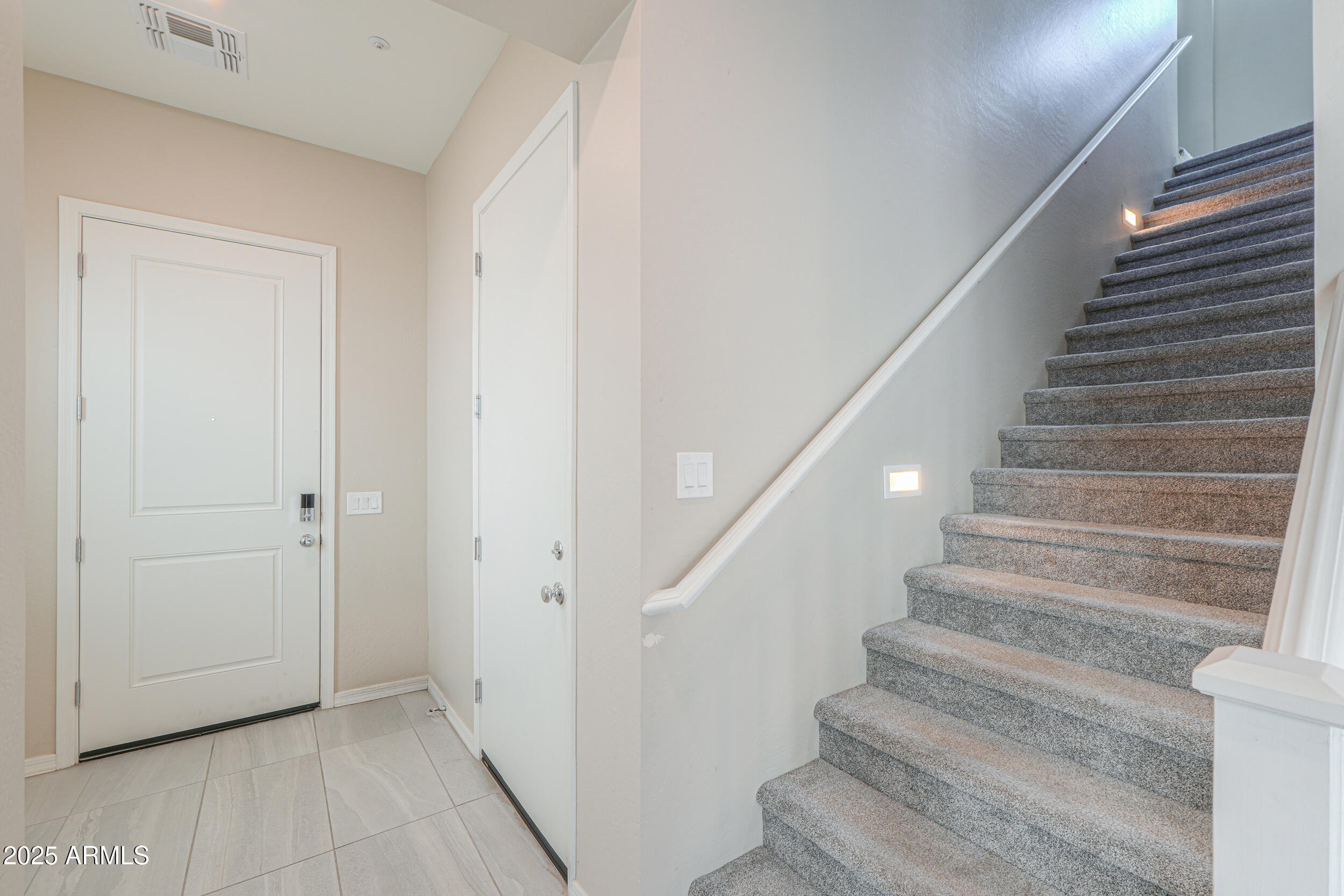 281 E SHAMROCK Drive