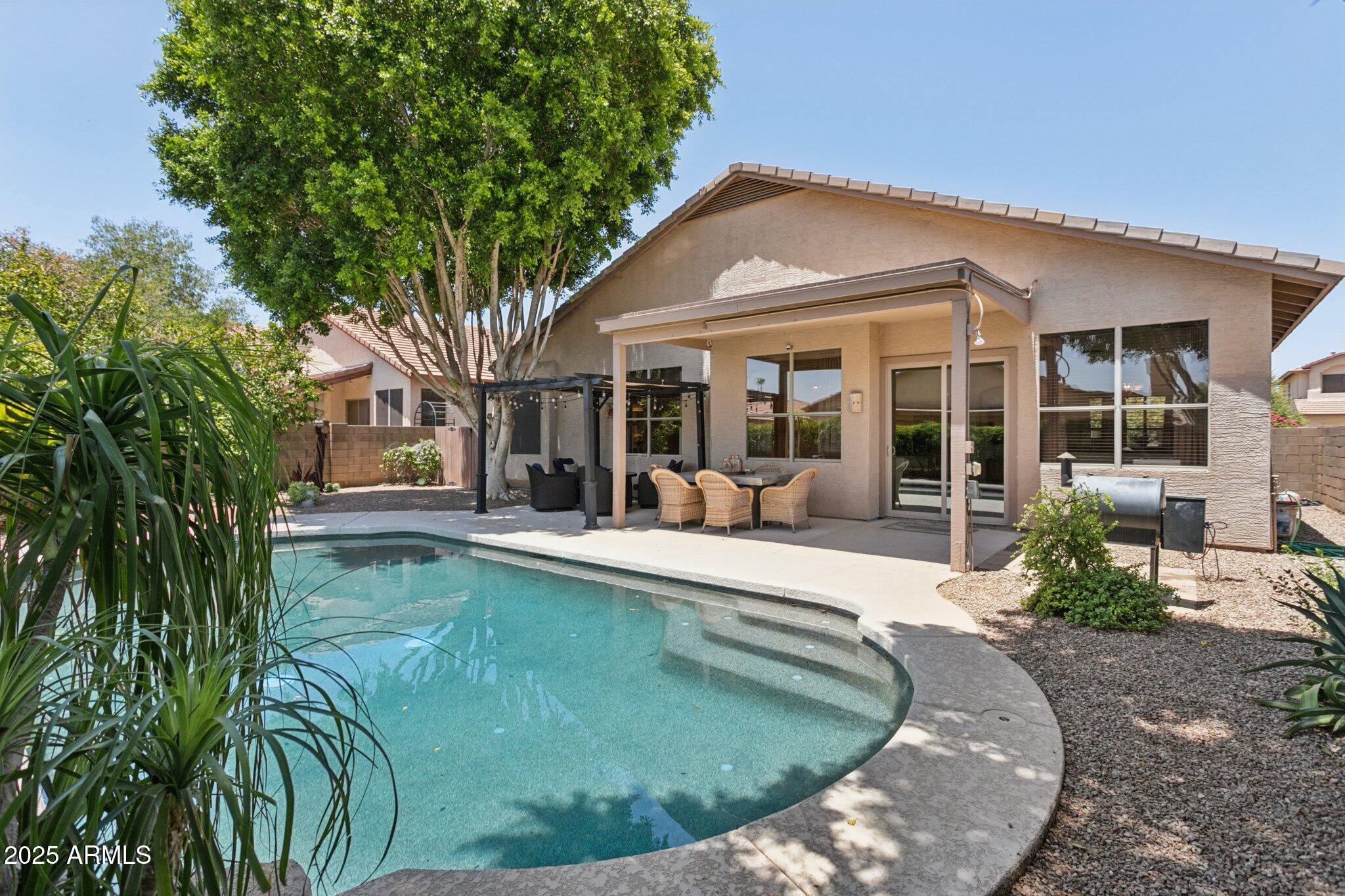 3657 E SAN PEDRO Avenue