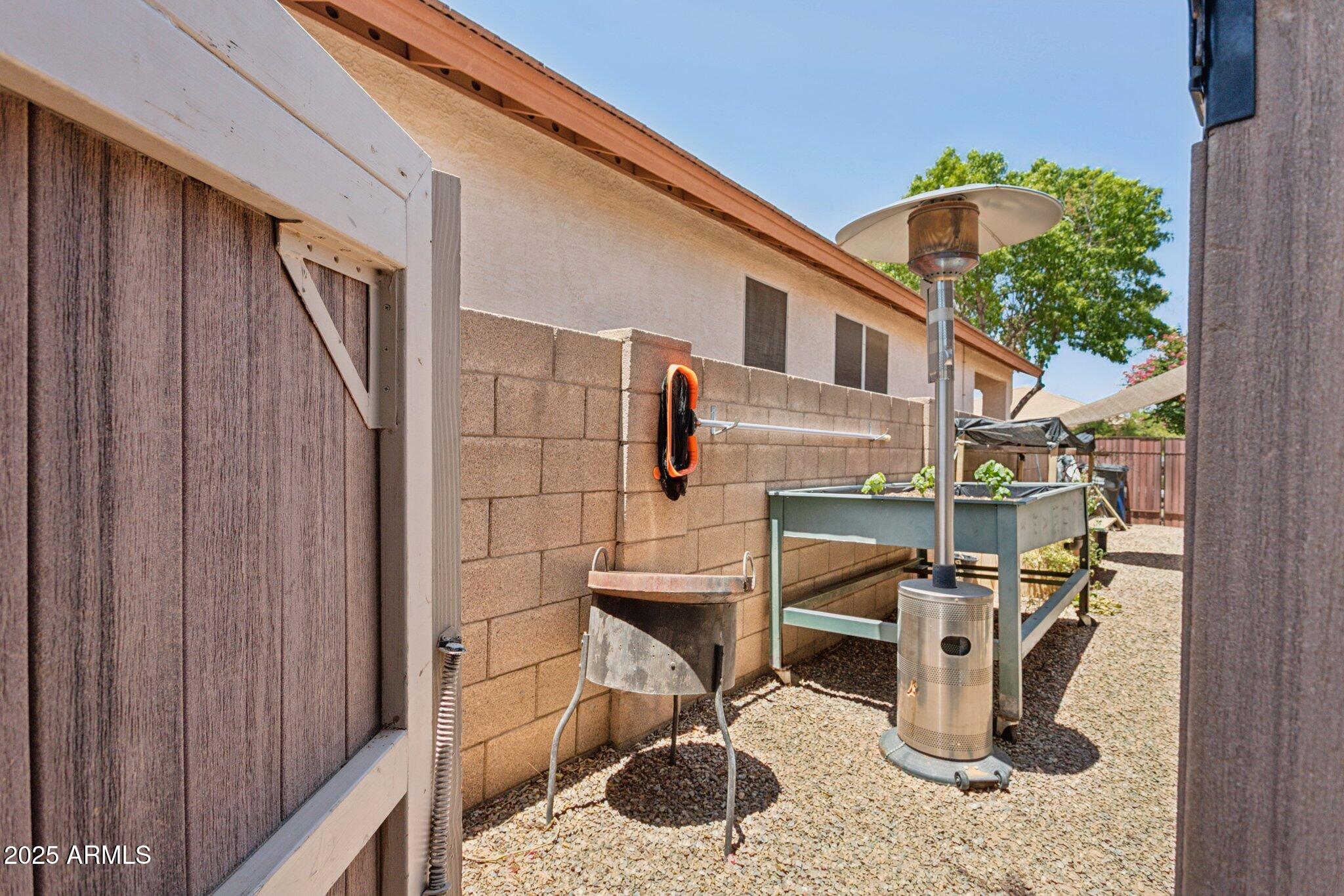 3657 E SAN PEDRO Avenue