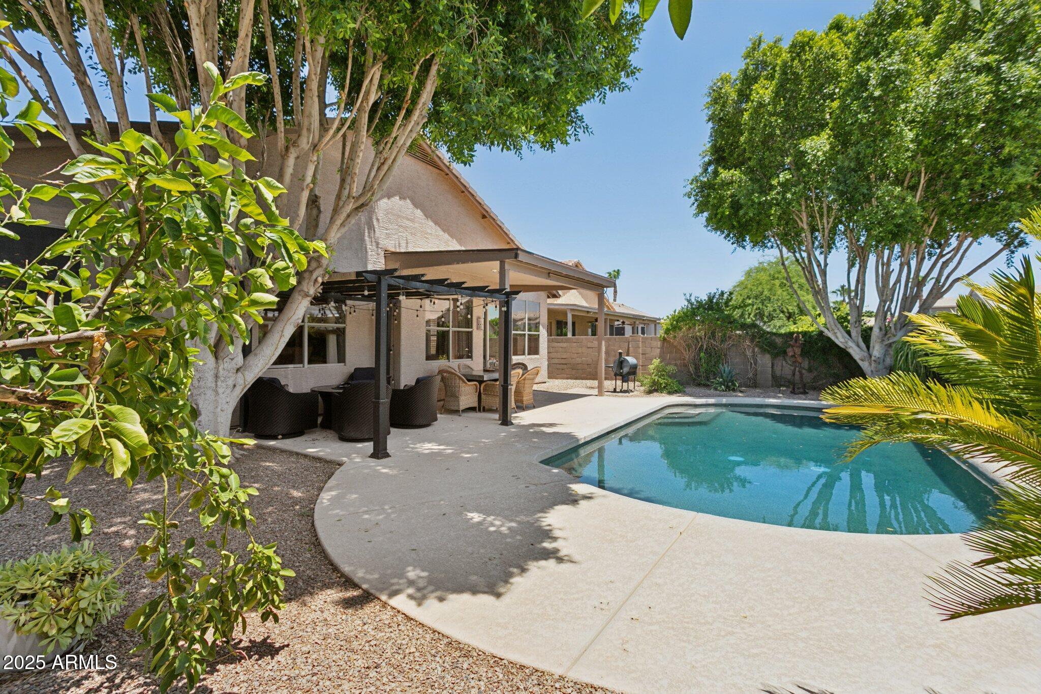 3657 E SAN PEDRO Avenue