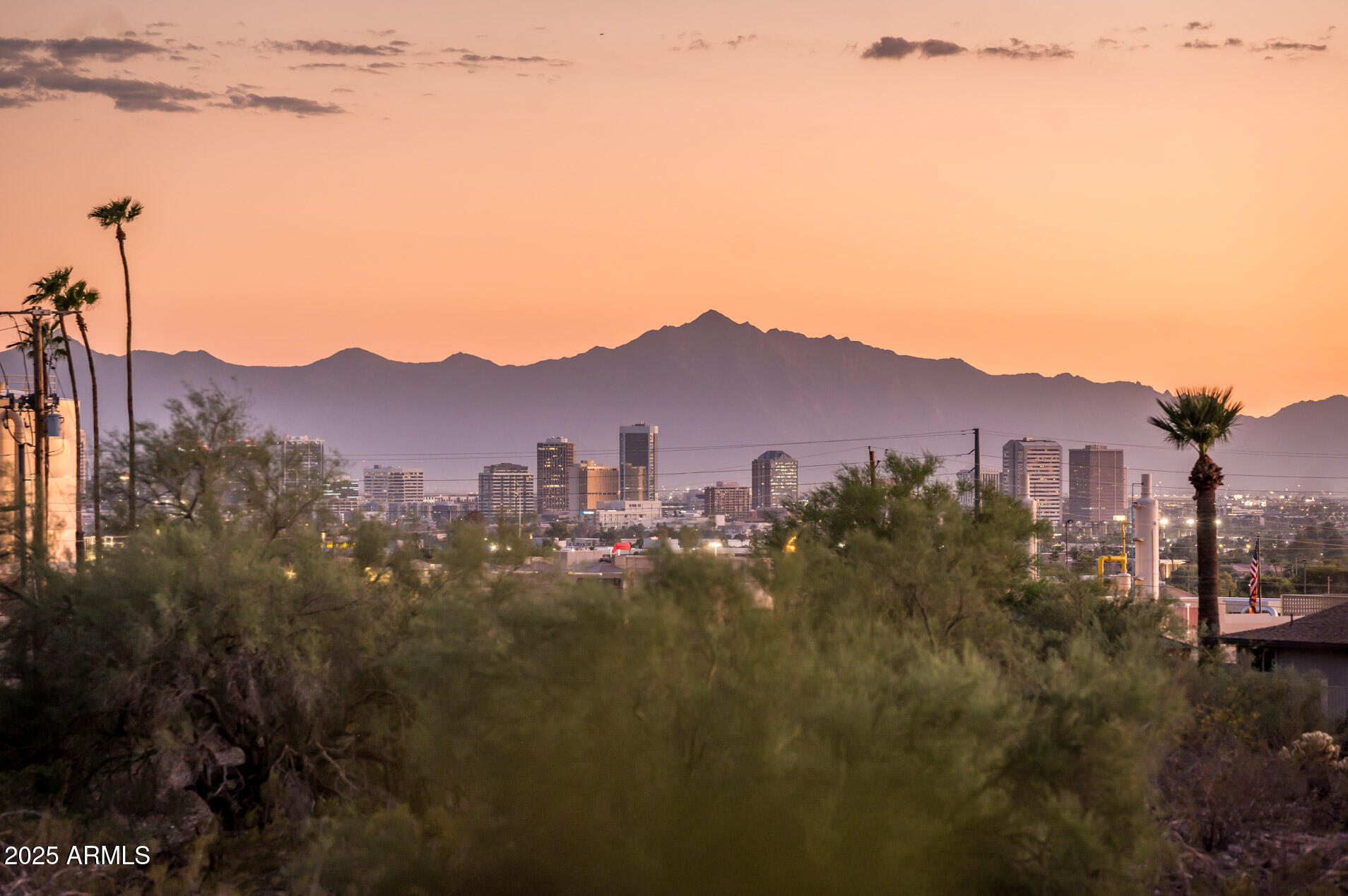 2431 E OCOTILLO Road, Phoenix