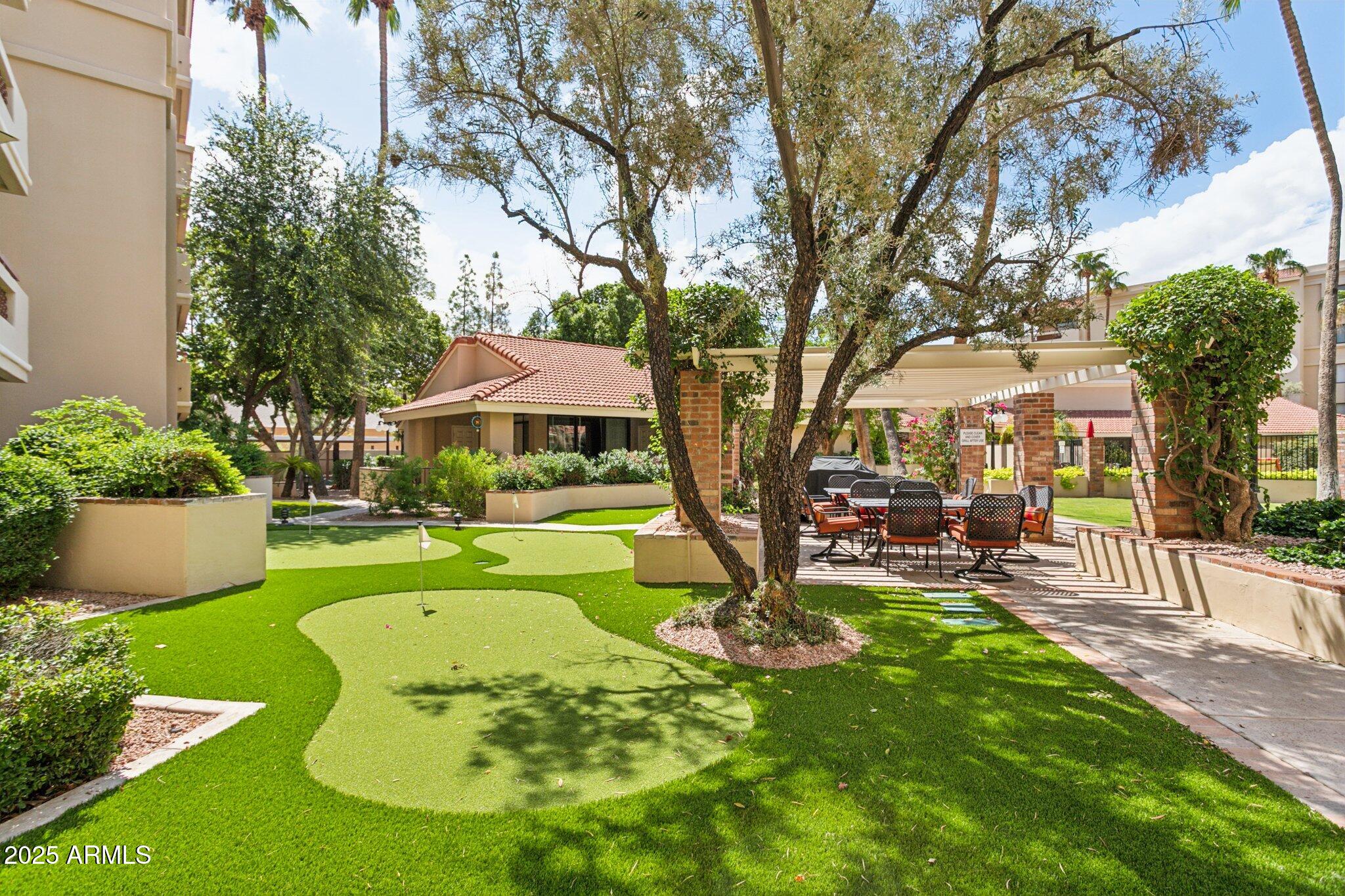 4200 N MILLER Road, 220