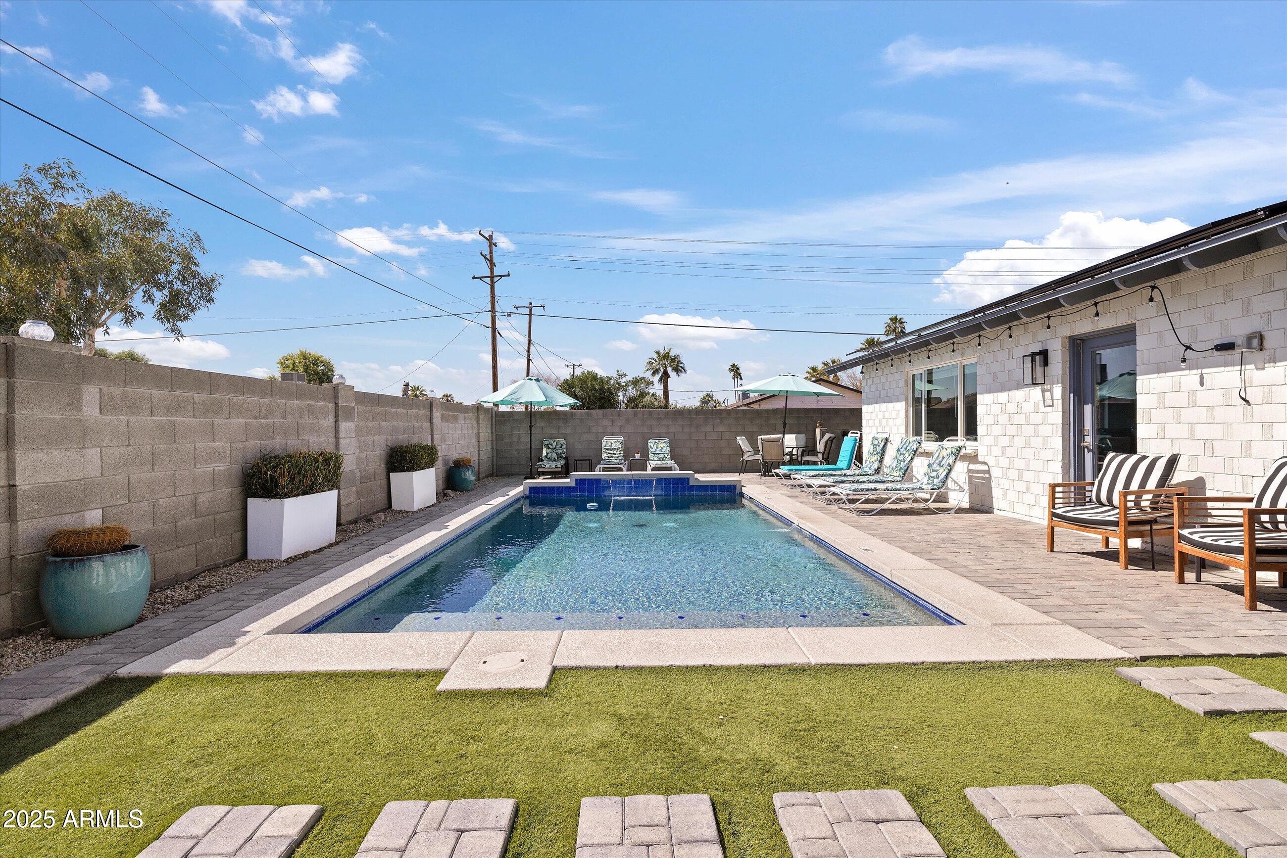 8201 E PICCADILLY Road, Scottsdale