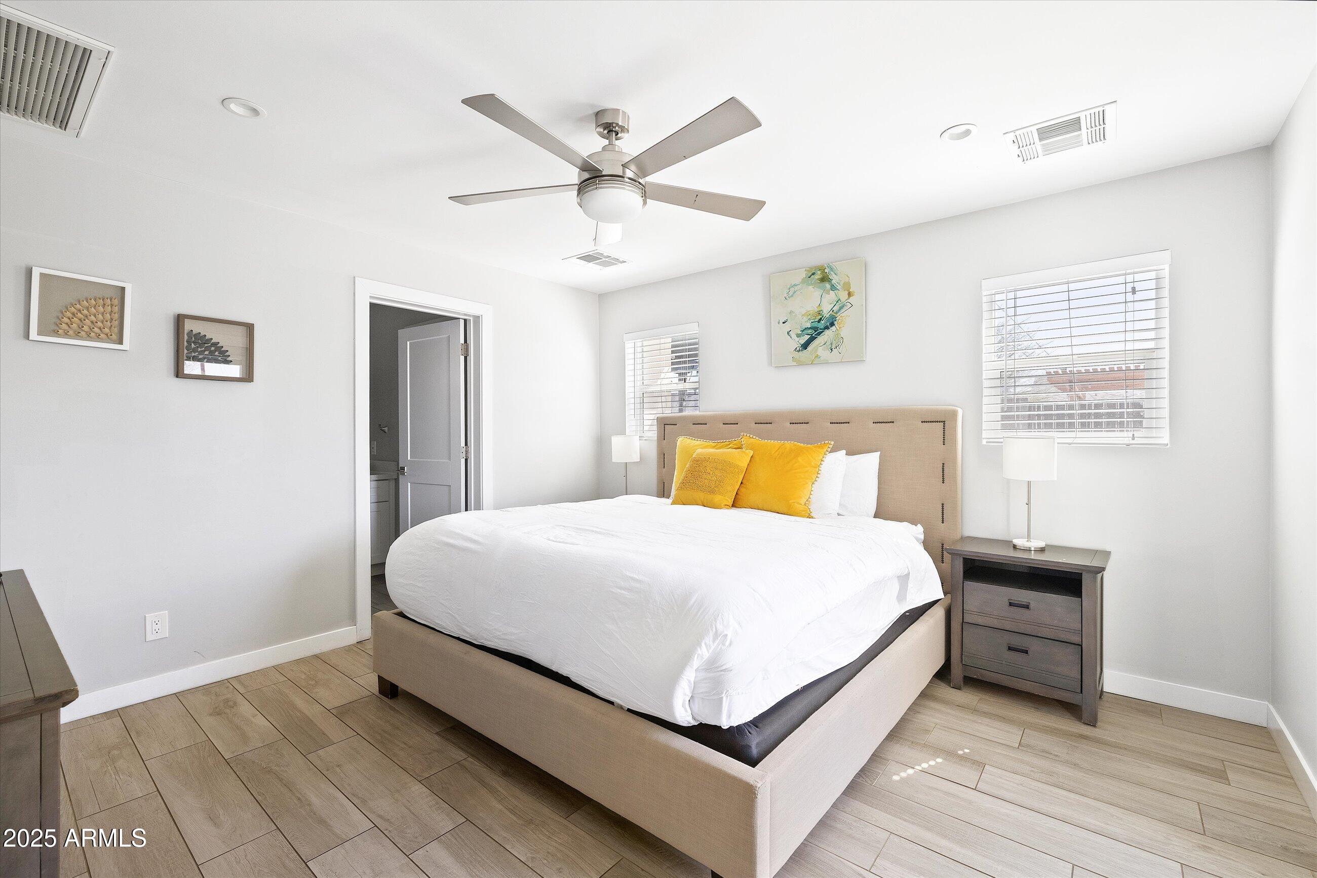 8201 E PICCADILLY Road, Scottsdale