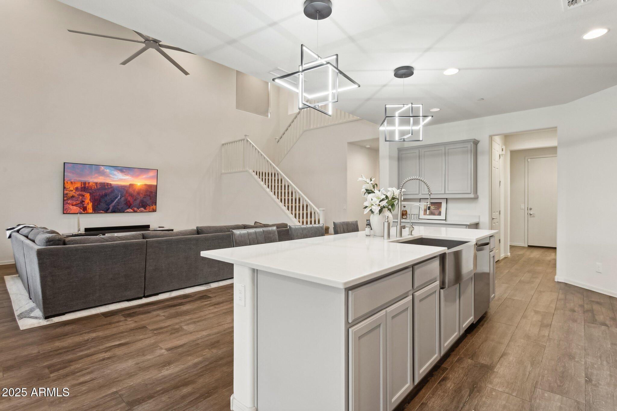 7180 W TOMBSTONE Trail