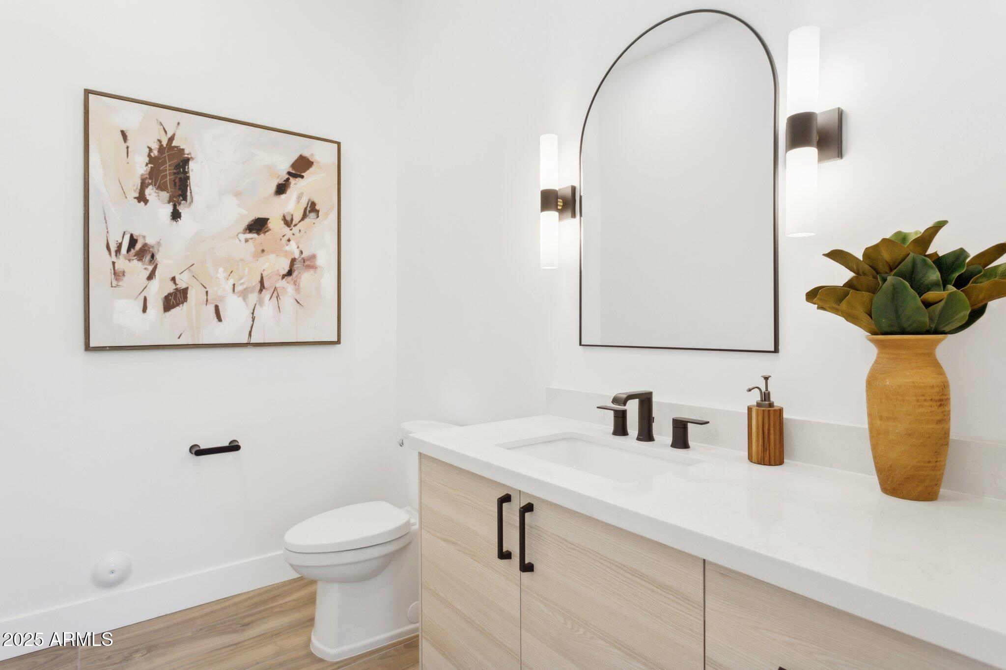 6329 N 10TH Drive, Phoenix