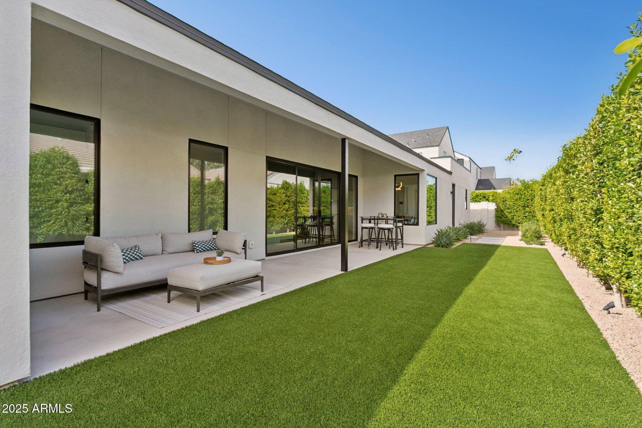 6329 N 10TH Drive, Phoenix