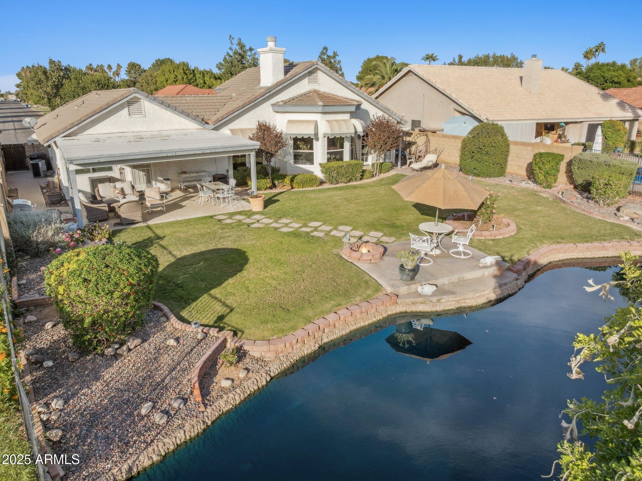 1467 E BOSTON Street