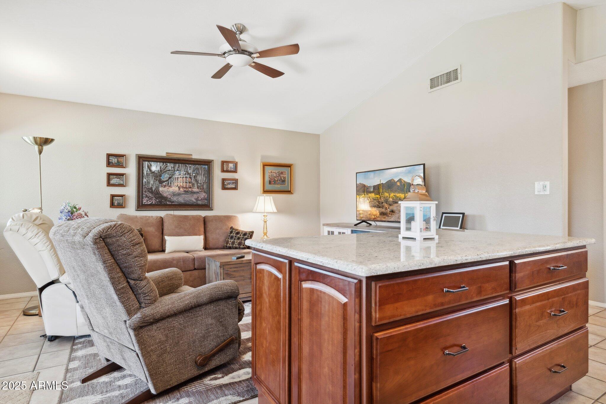 1467 E BOSTON Street