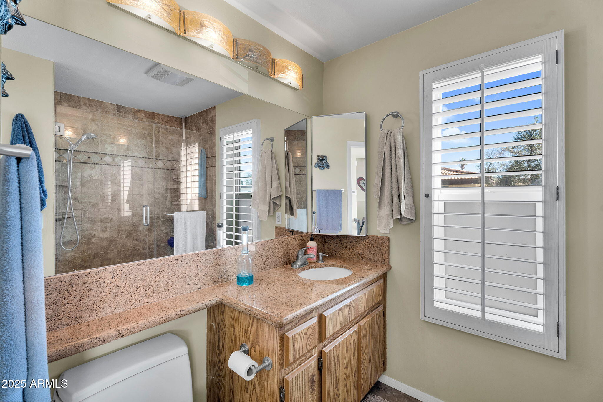 4801 E EUCLID Avenue 3