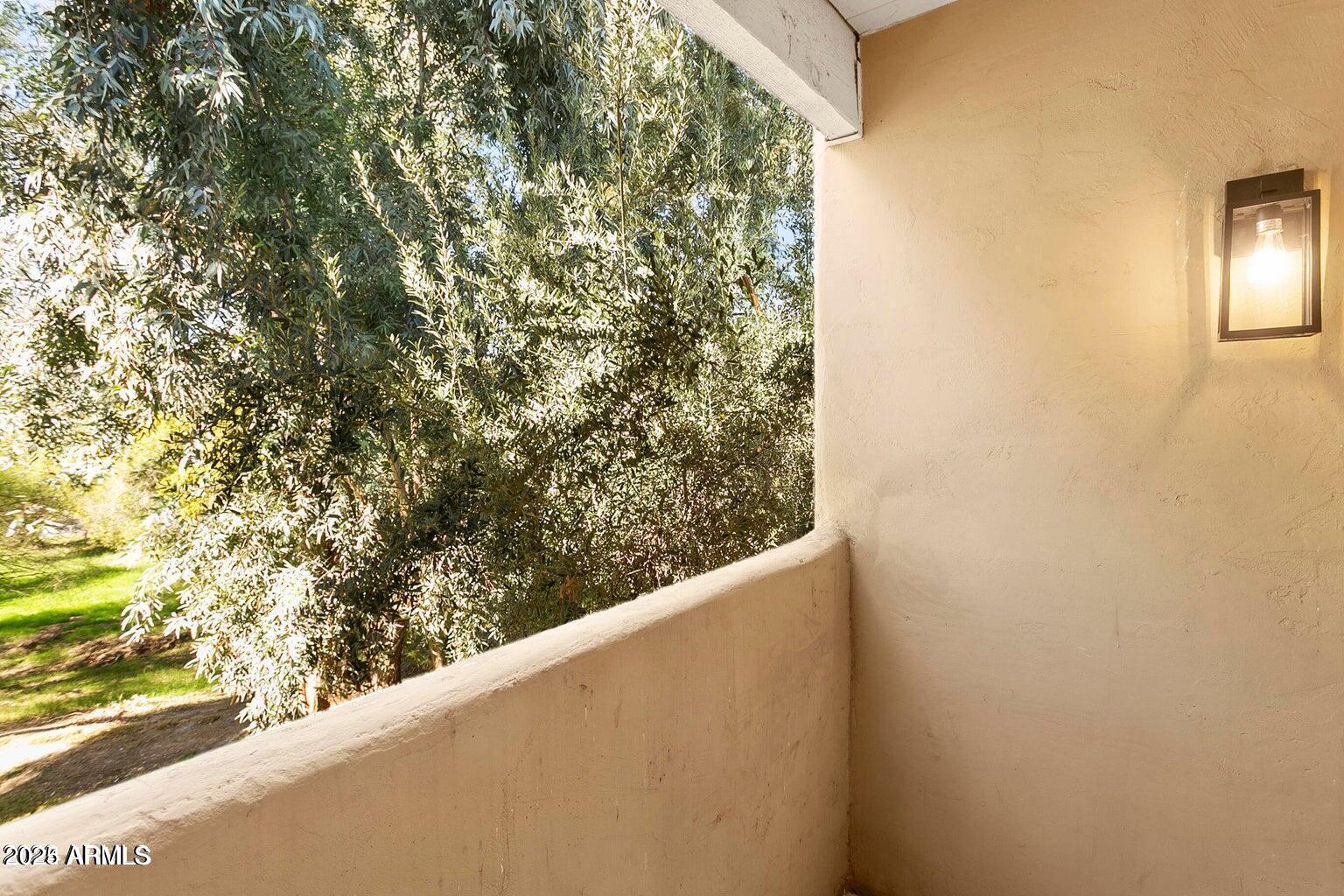 1425 E DESERT COVE Avenue 33