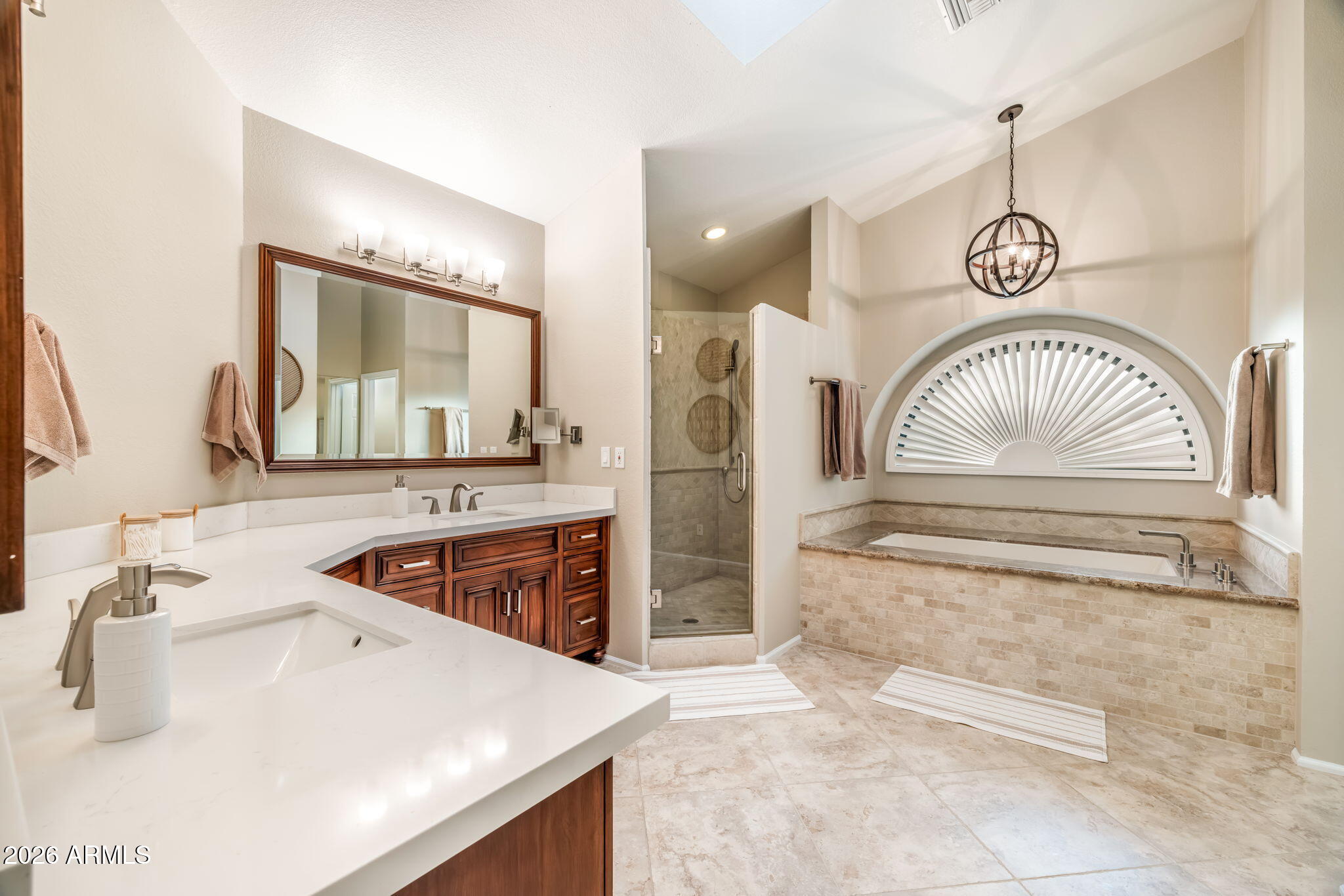 5253 E PARADISE Lane