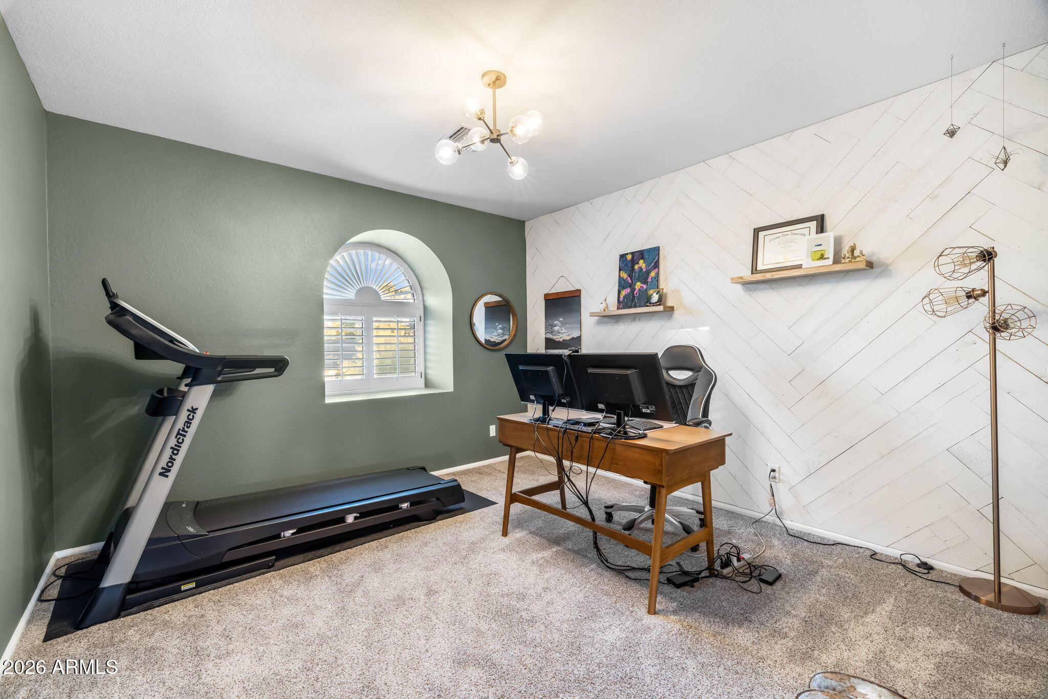 5253 E PARADISE Lane