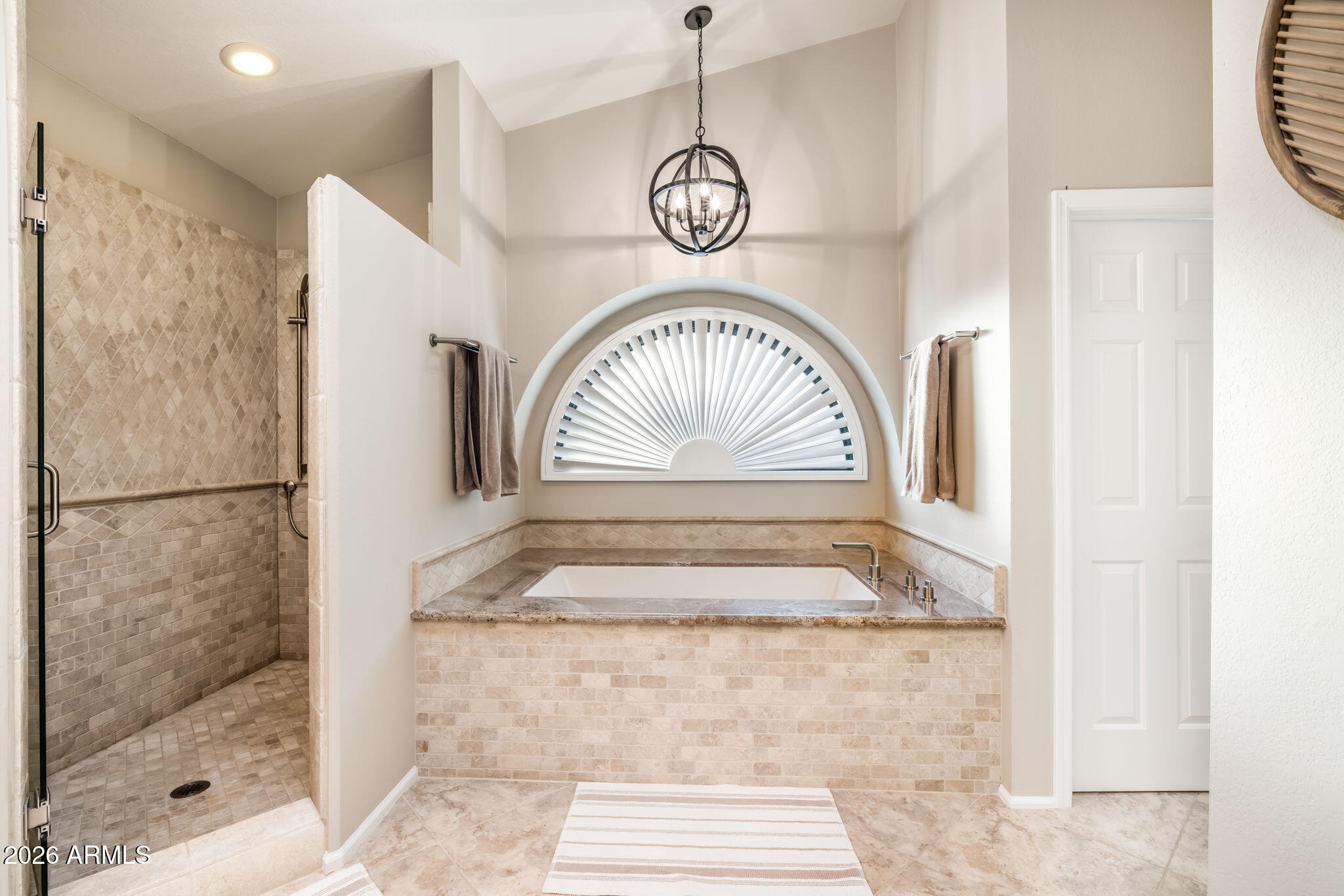 5253 E PARADISE Lane