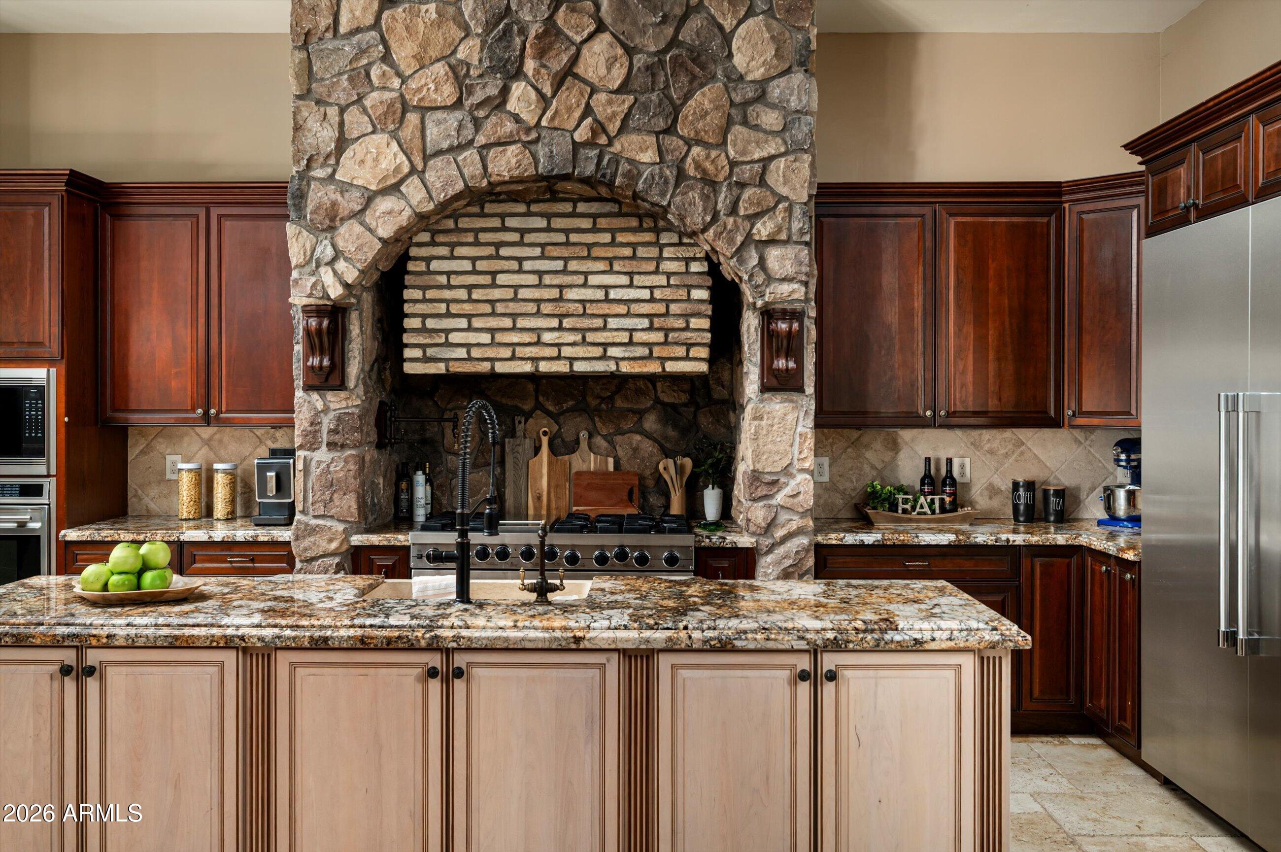 5807 E ORANGE BLOSSOM Lane