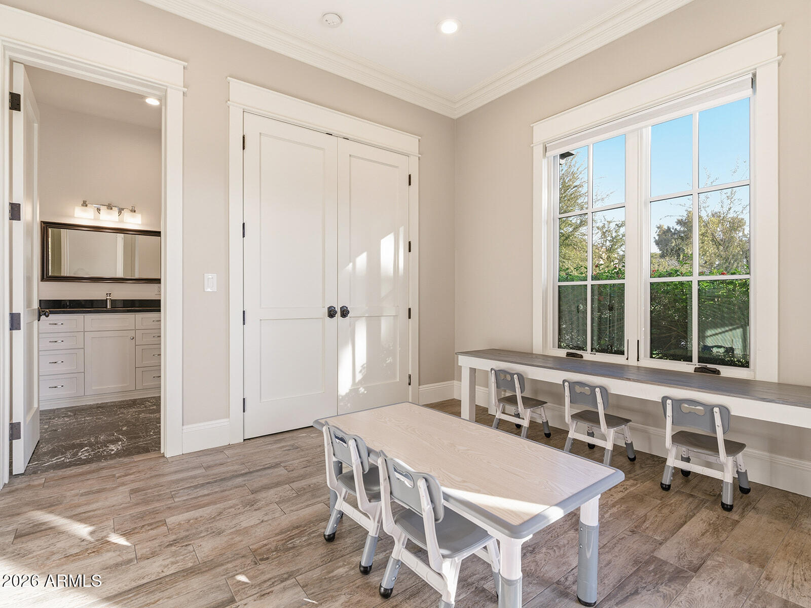 4732 N DROMEDARY Road