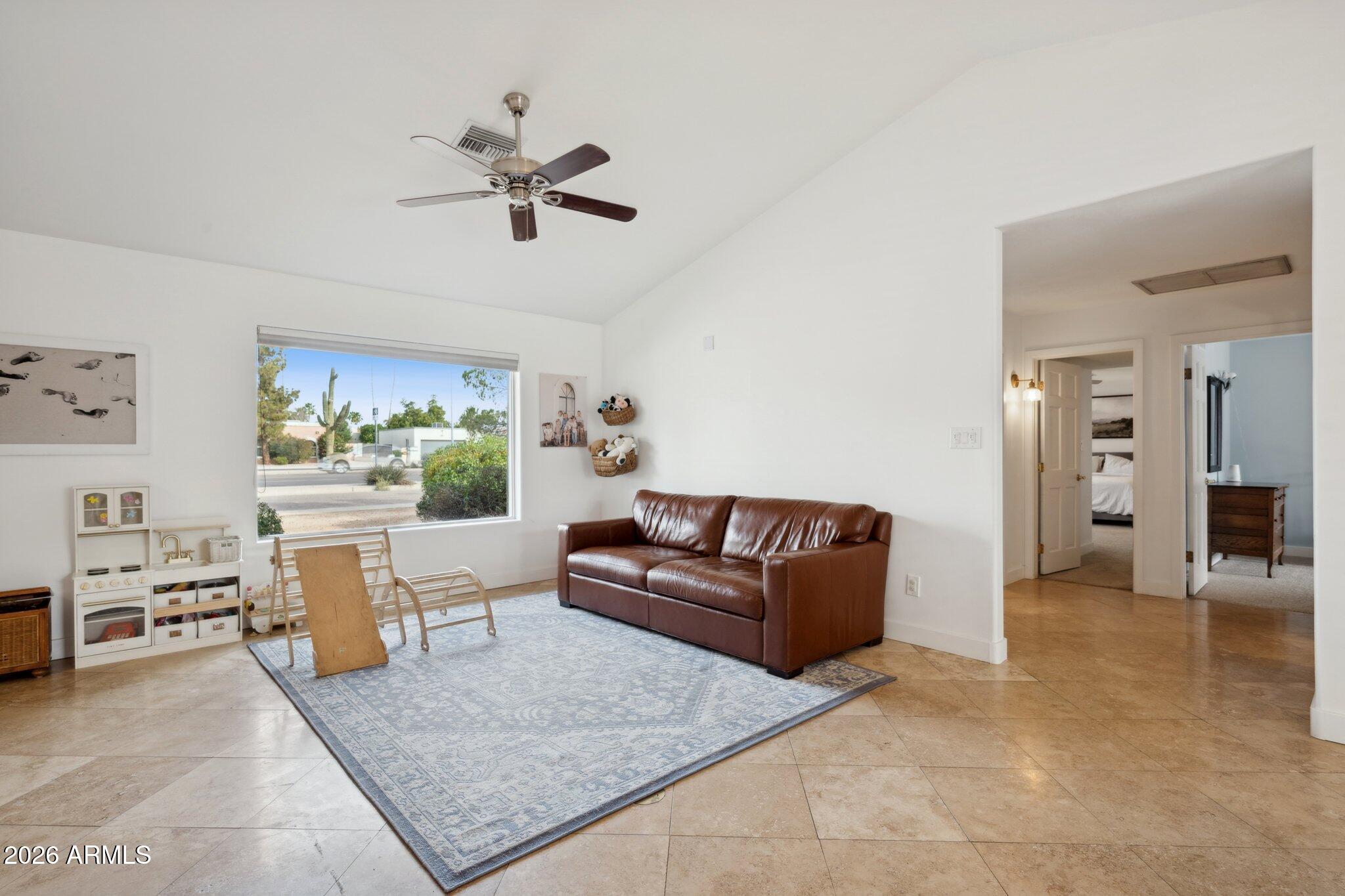 6001 E THUNDERBIRD Road