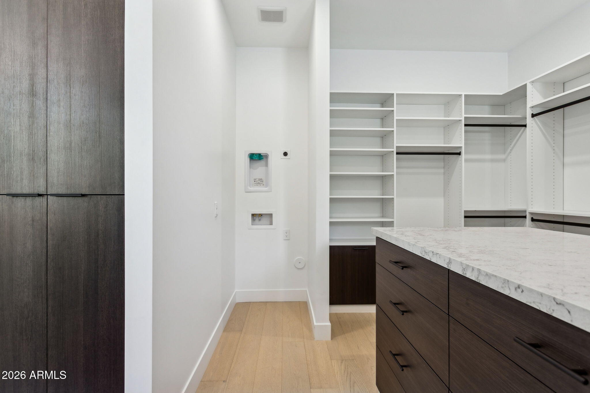 1832 E PALMAIRE Avenue