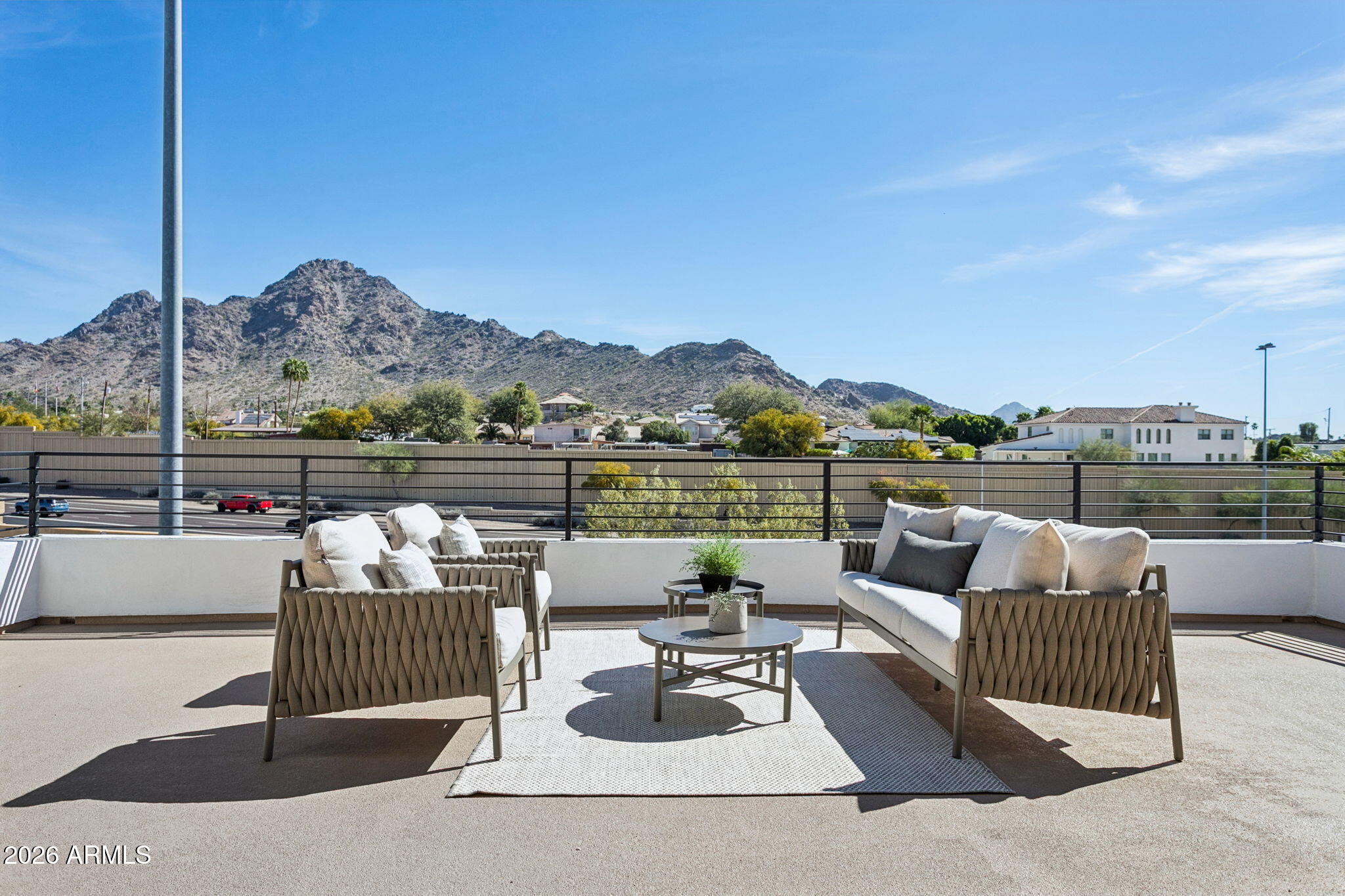 1832 E PALMAIRE Avenue