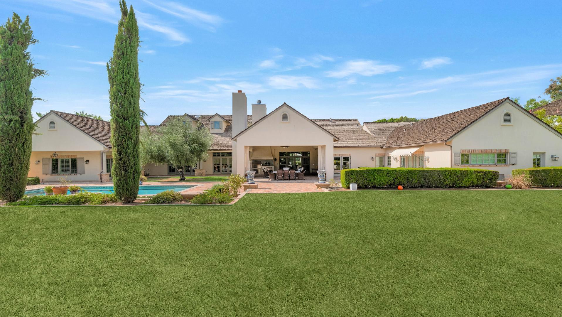 6248 E Montecito Avenue