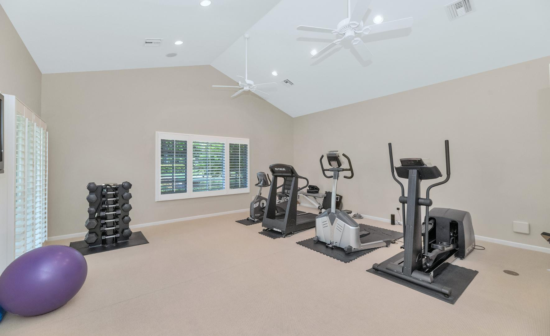 6248 E Montecito Avenue