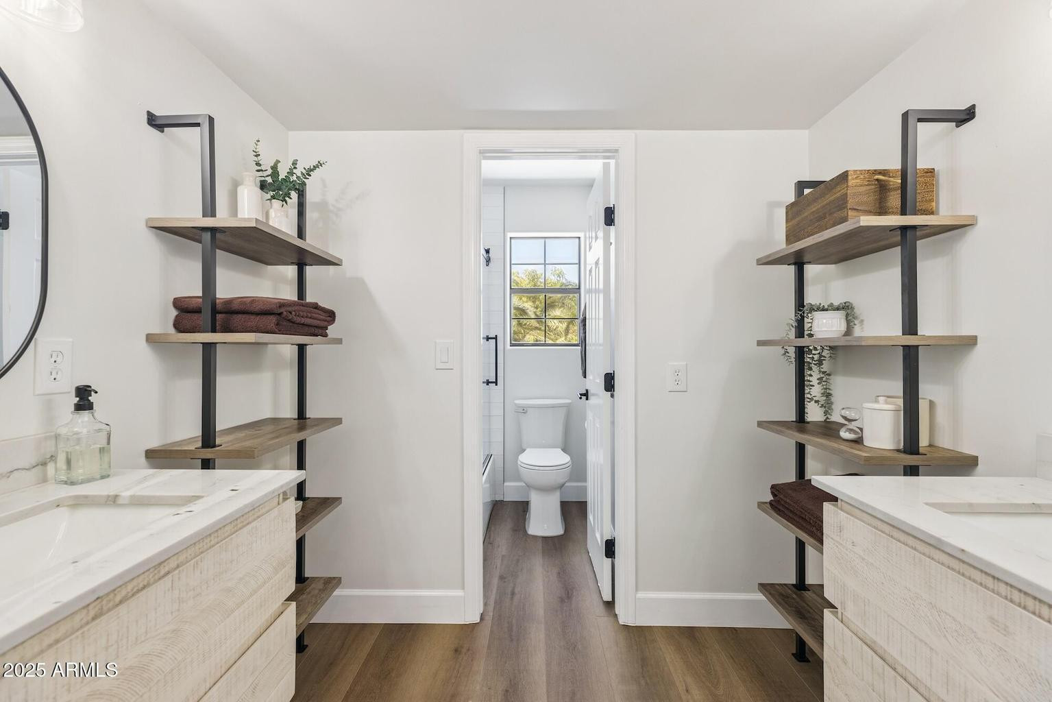 5556 E Sandra Terrace