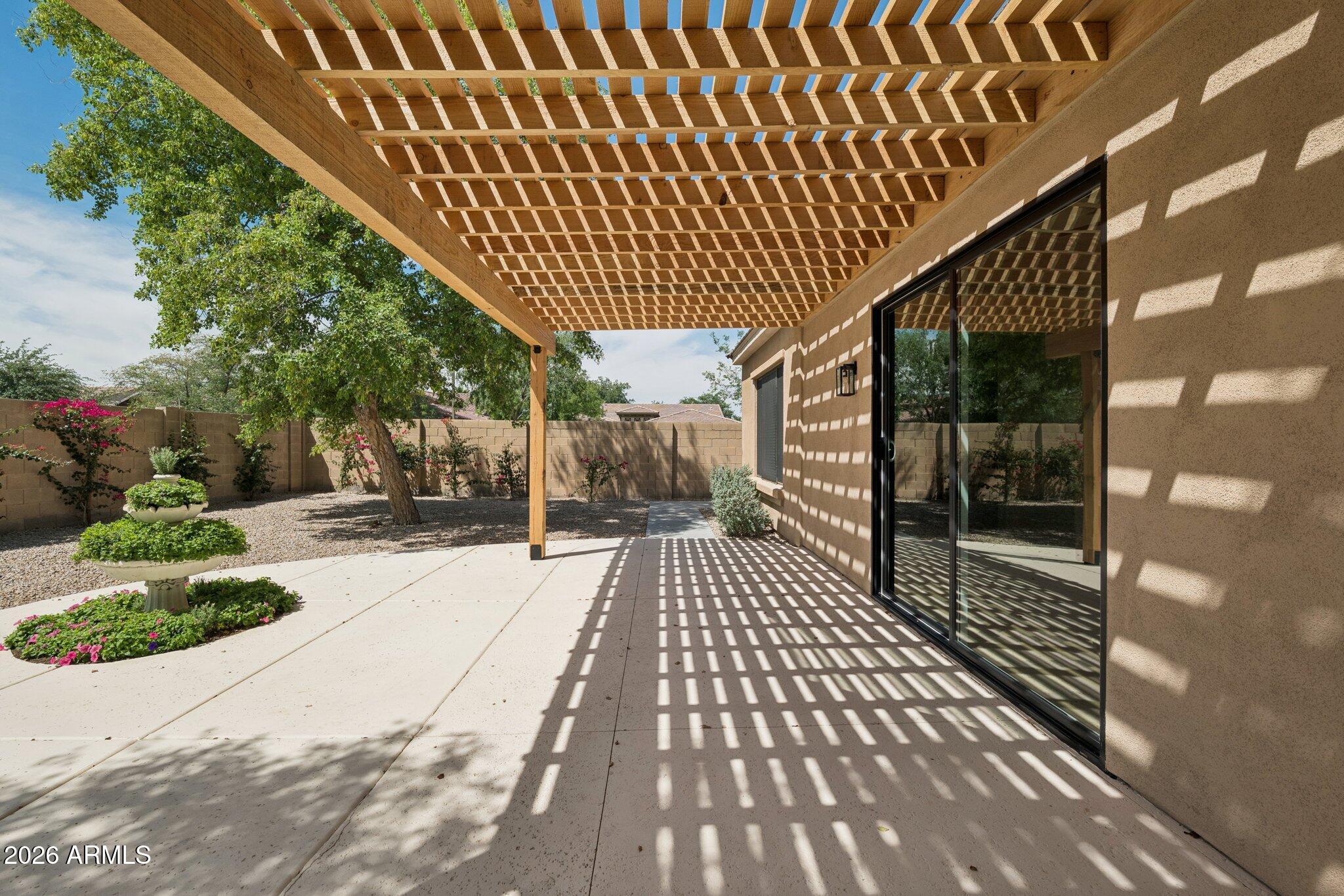 16195 W Glenrosa Avenue