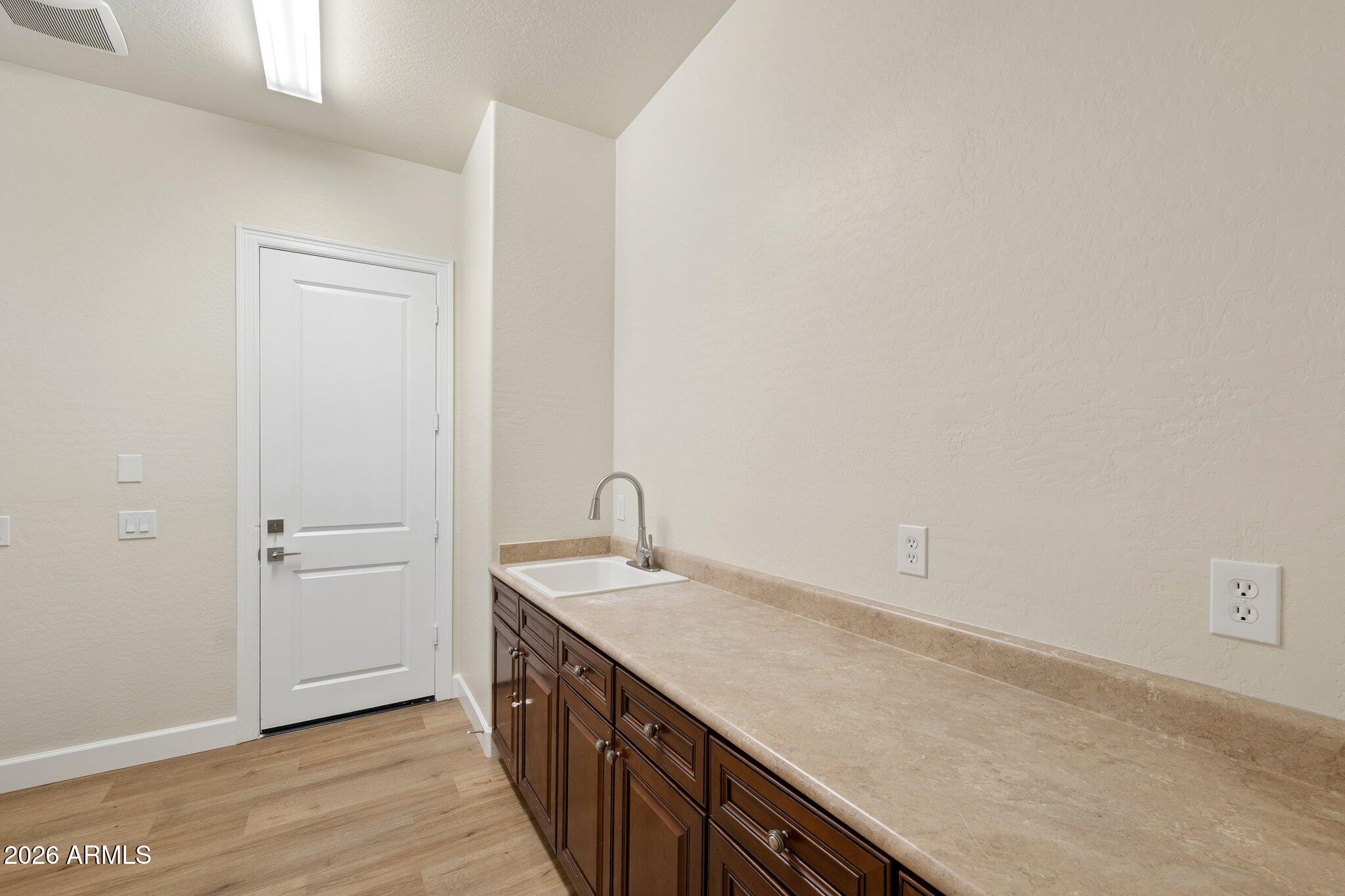 16195 W Glenrosa Avenue