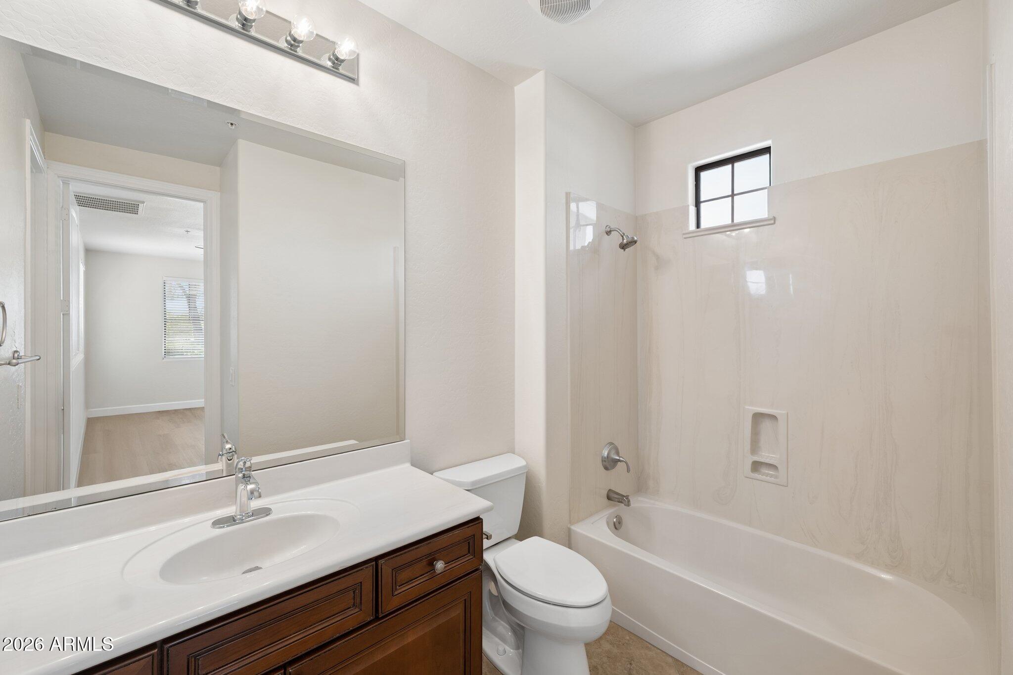 16195 W Glenrosa Avenue