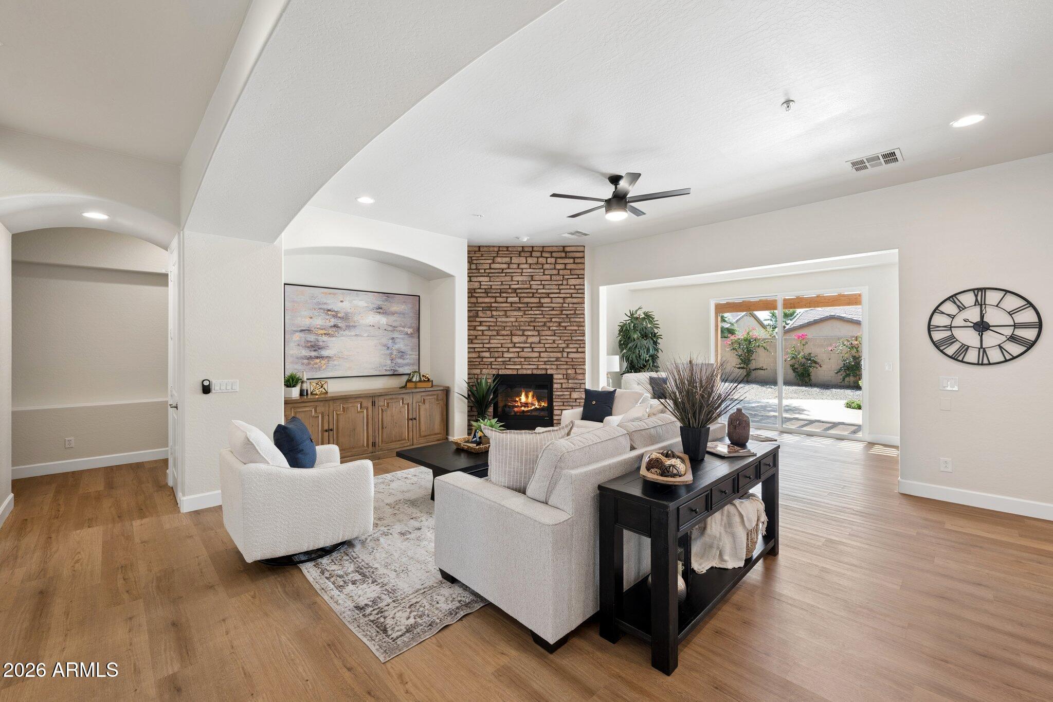 16195 W Glenrosa Avenue