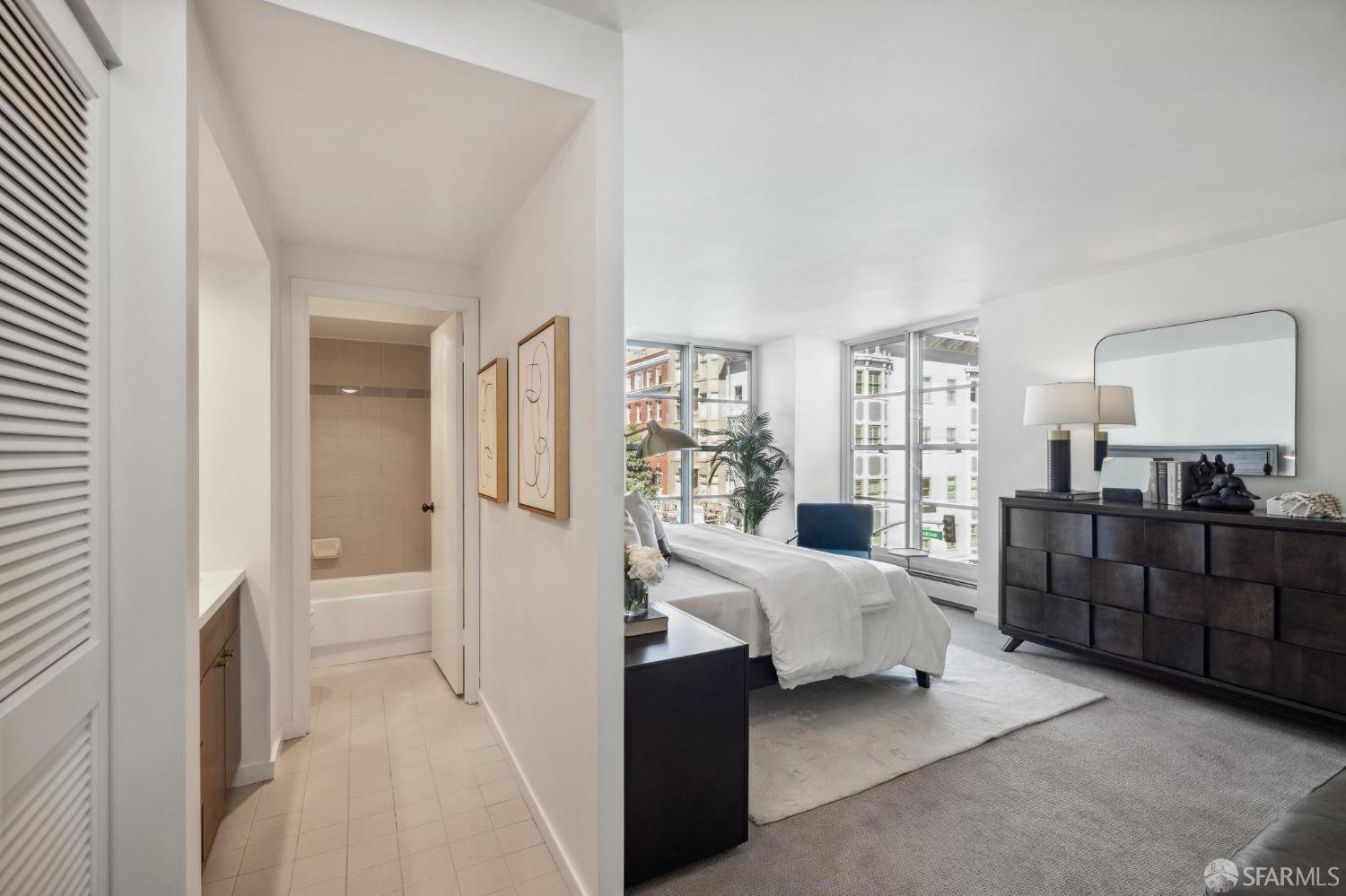 2040 Franklin Street # 507