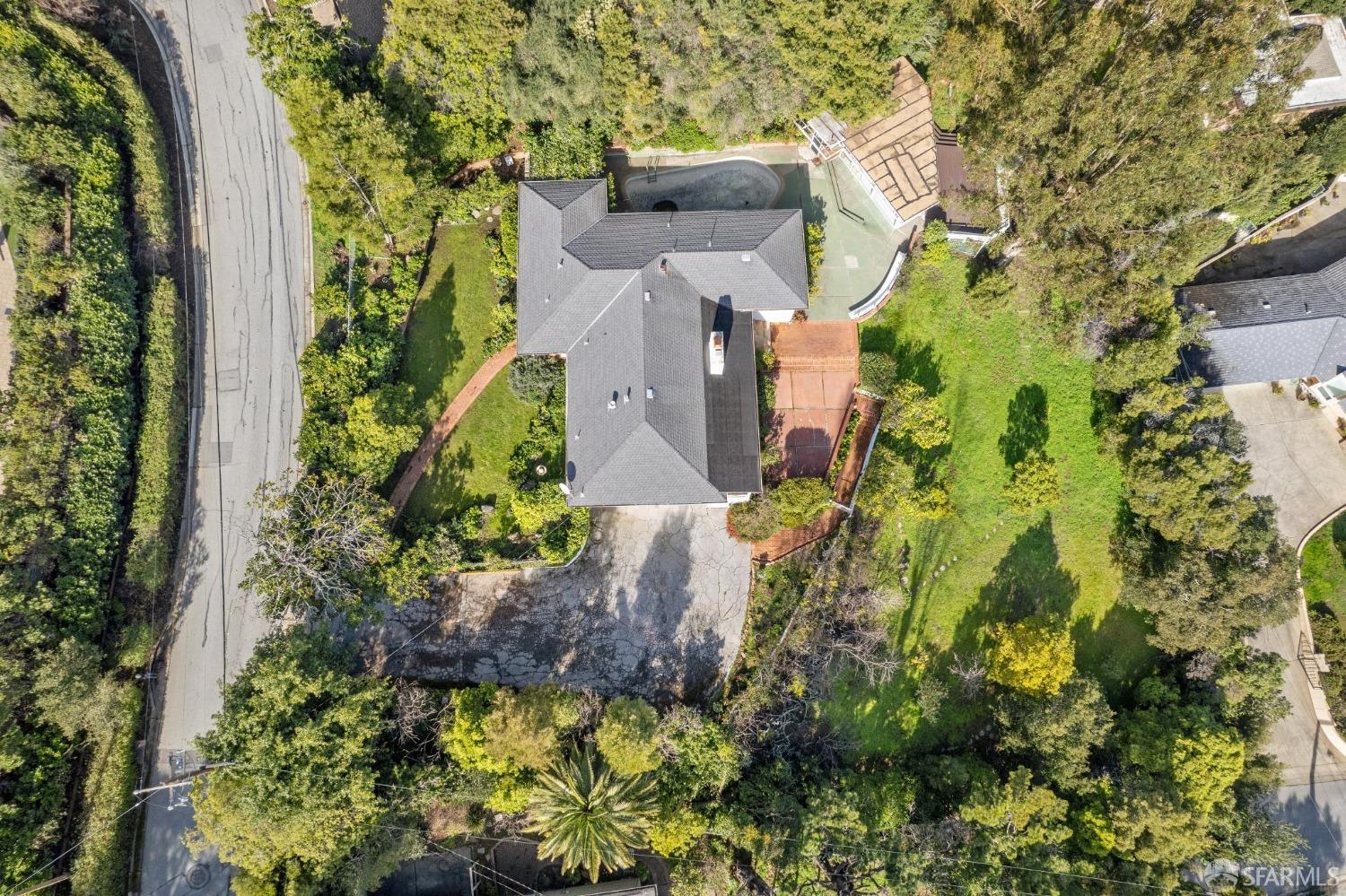 2480 Summit Drive
