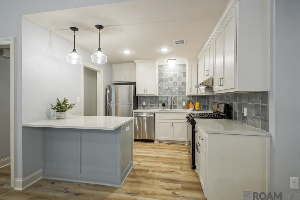 1430 Aster Dr