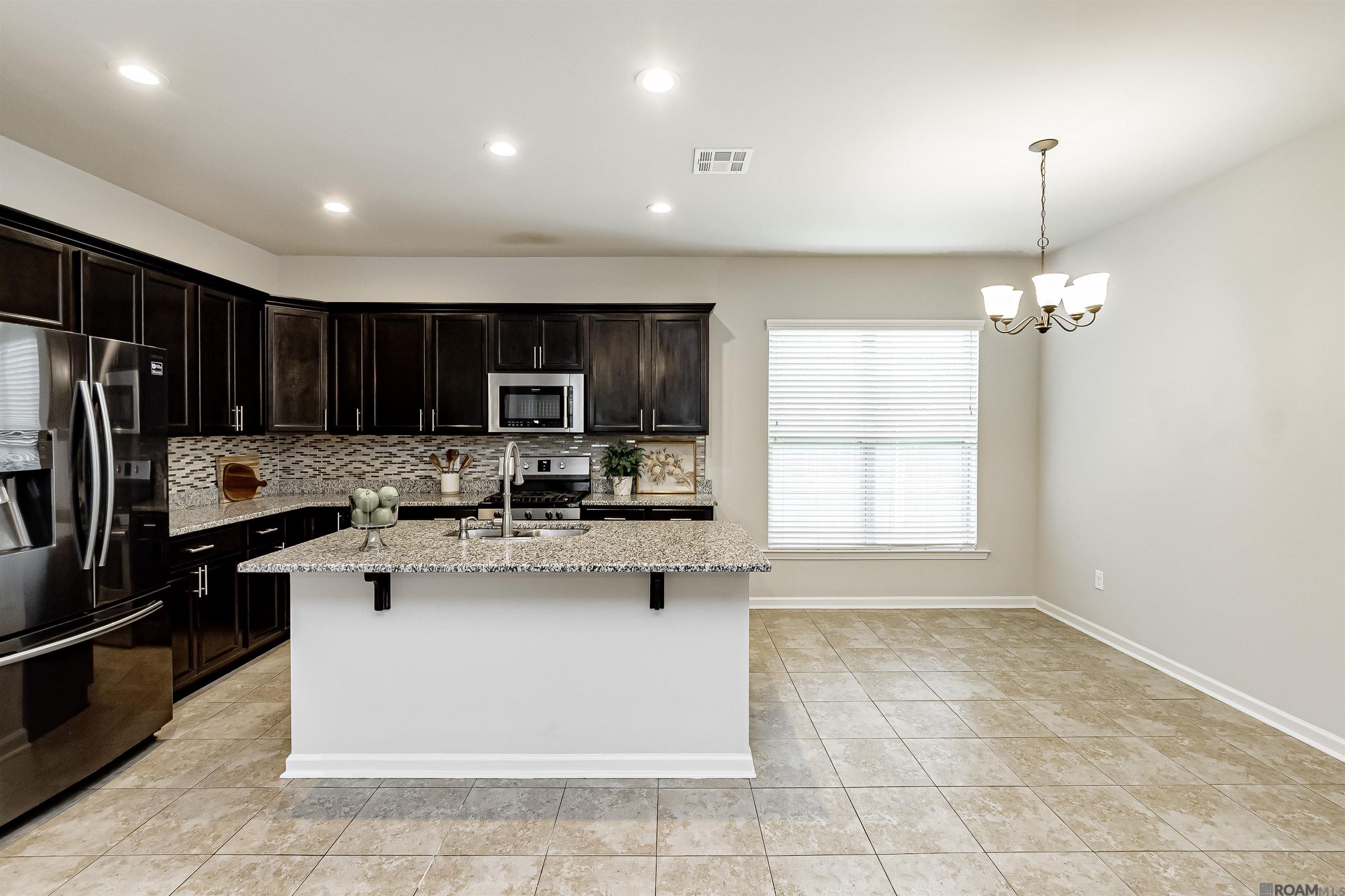 16255 White Rose Dr, Saint George