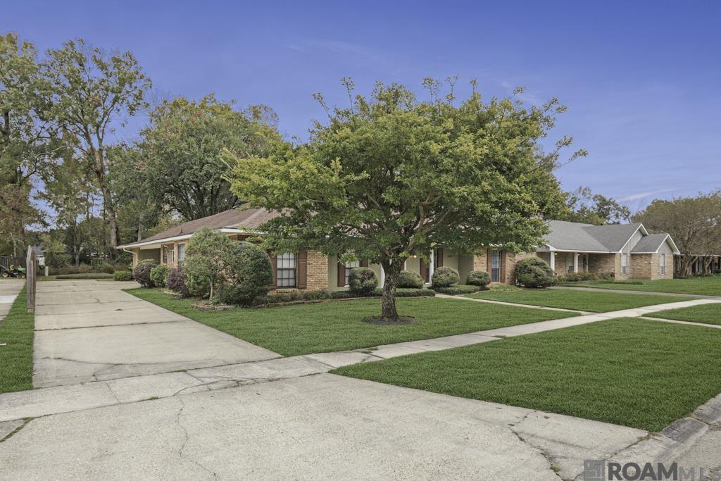 15429 Chickamauga Ave